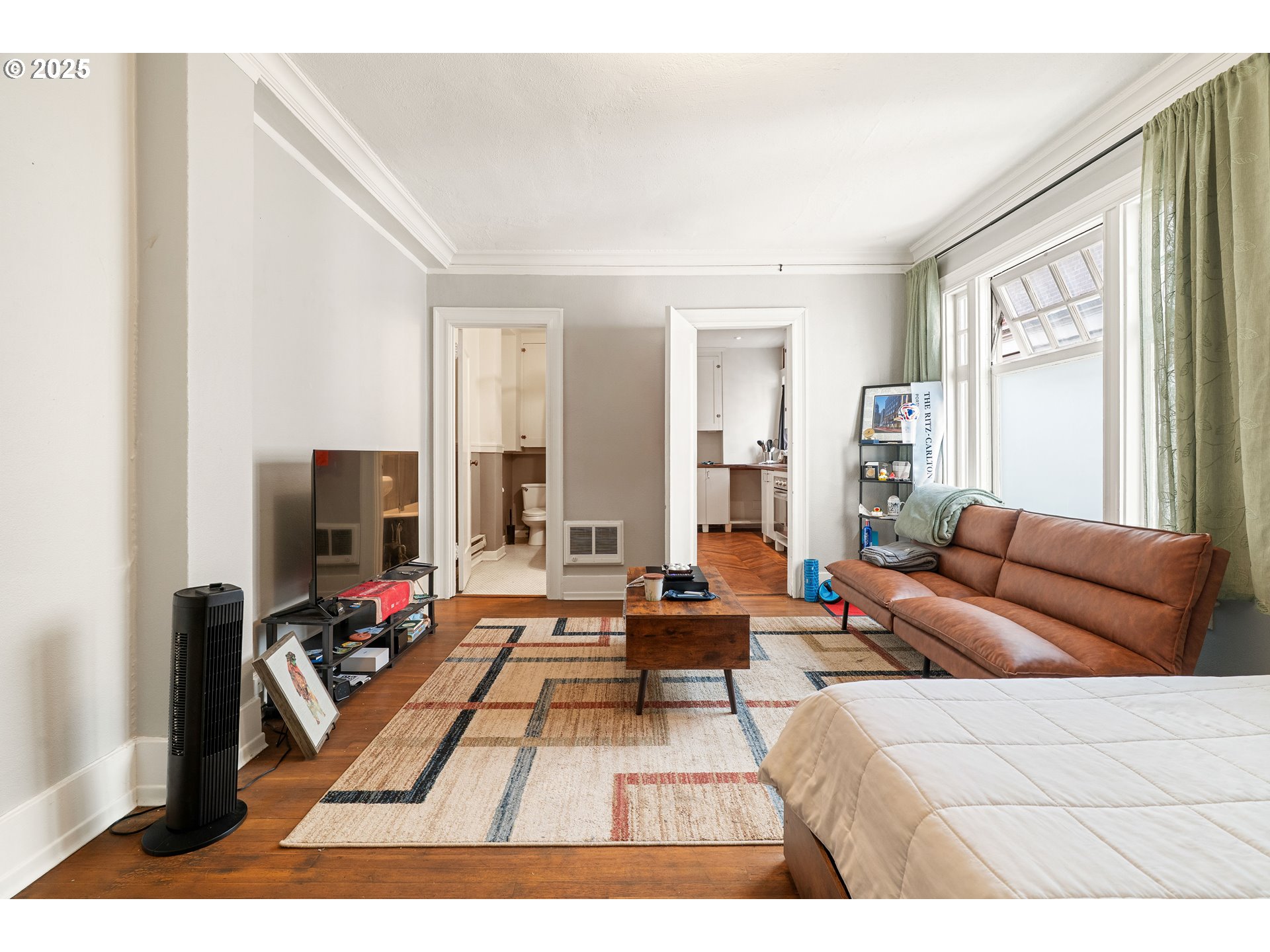 1811 NW COUCH ST 506