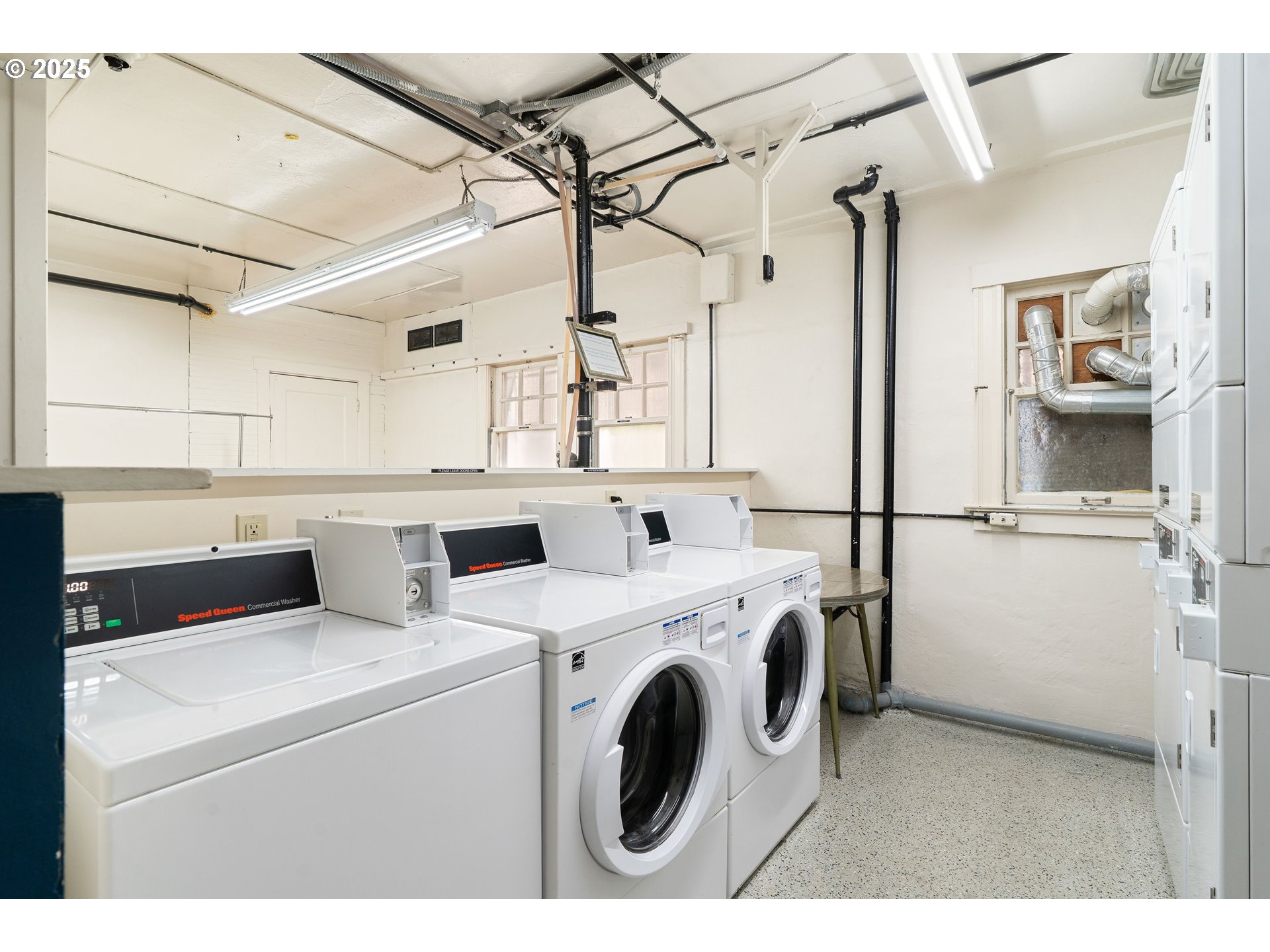 1811 NW COUCH ST 506