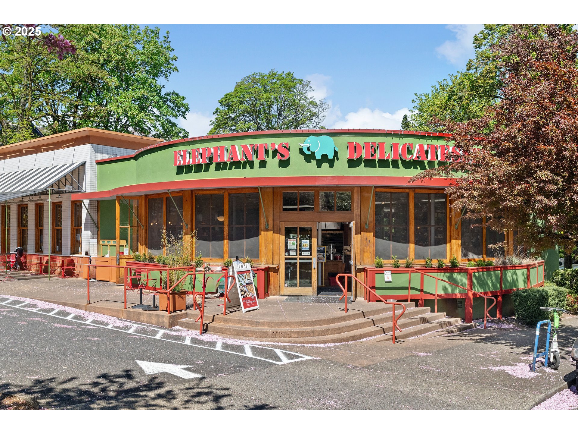 1811 NW COUCH ST 506