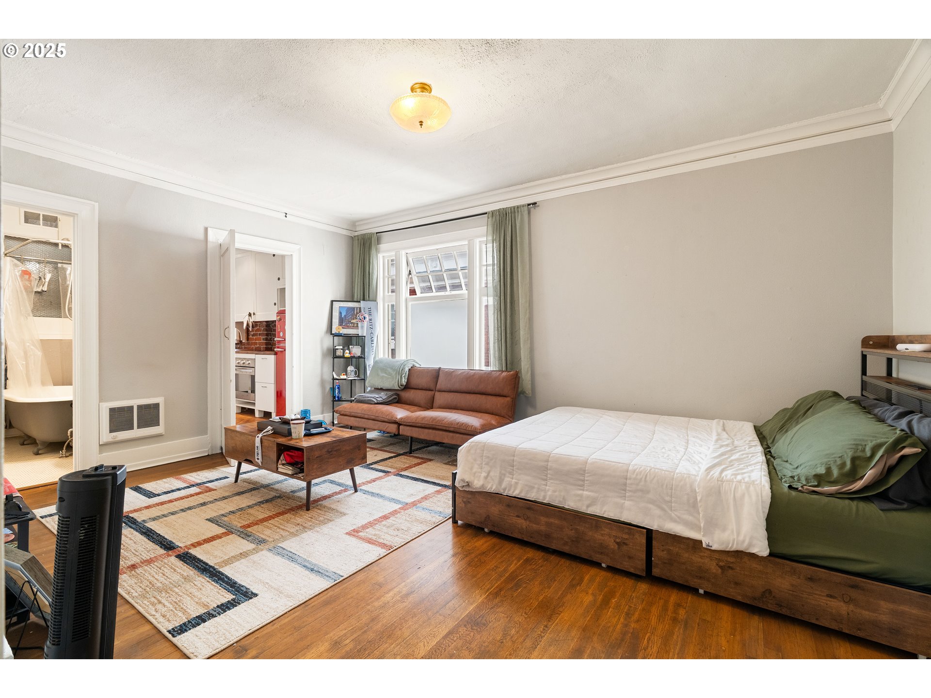 1811 NW COUCH ST 506