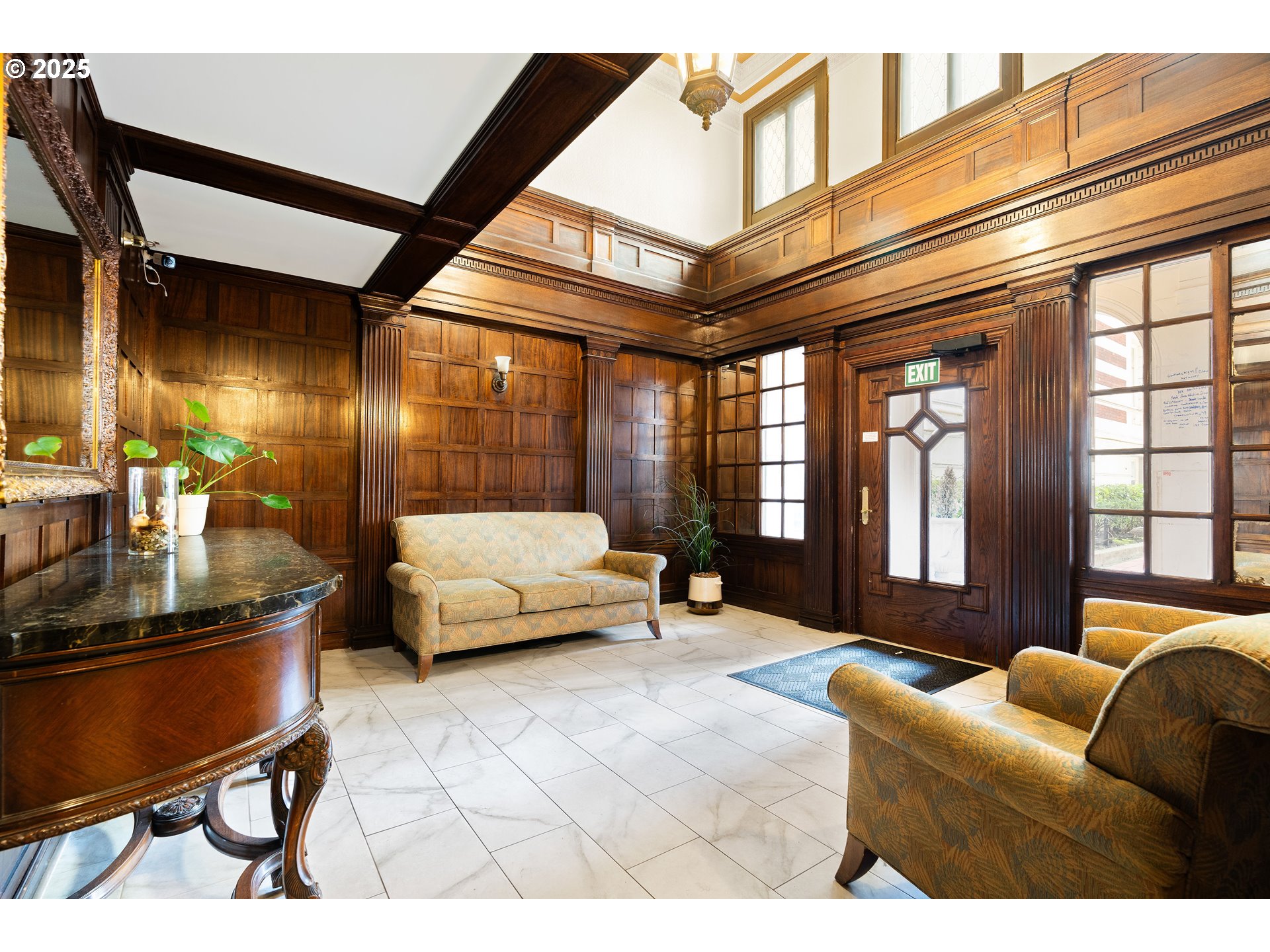 1811 NW COUCH ST 506