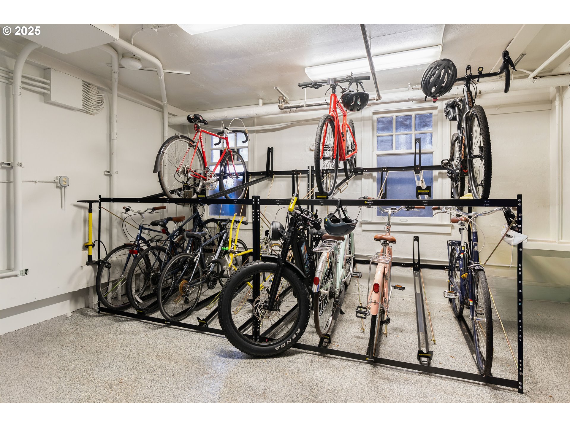 1811 NW COUCH ST 506