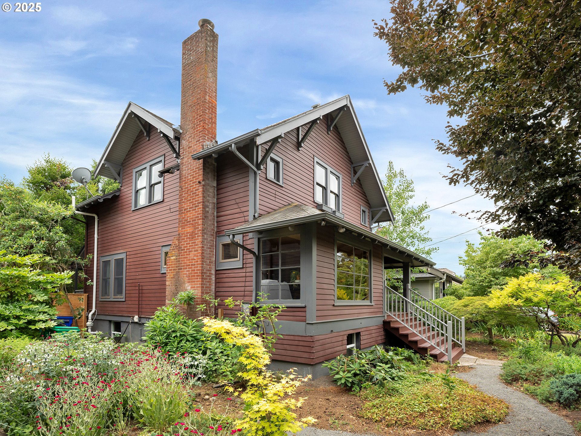 6222 NE CLACKAMAS ST