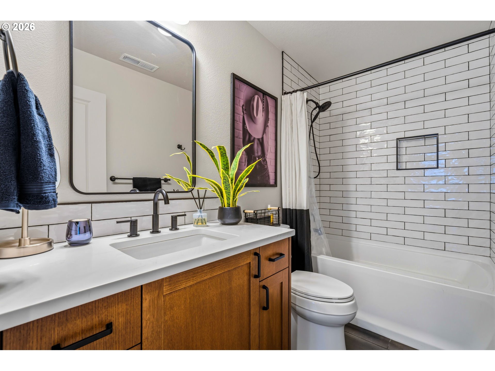 2100 S MEADOWLARK LOOP