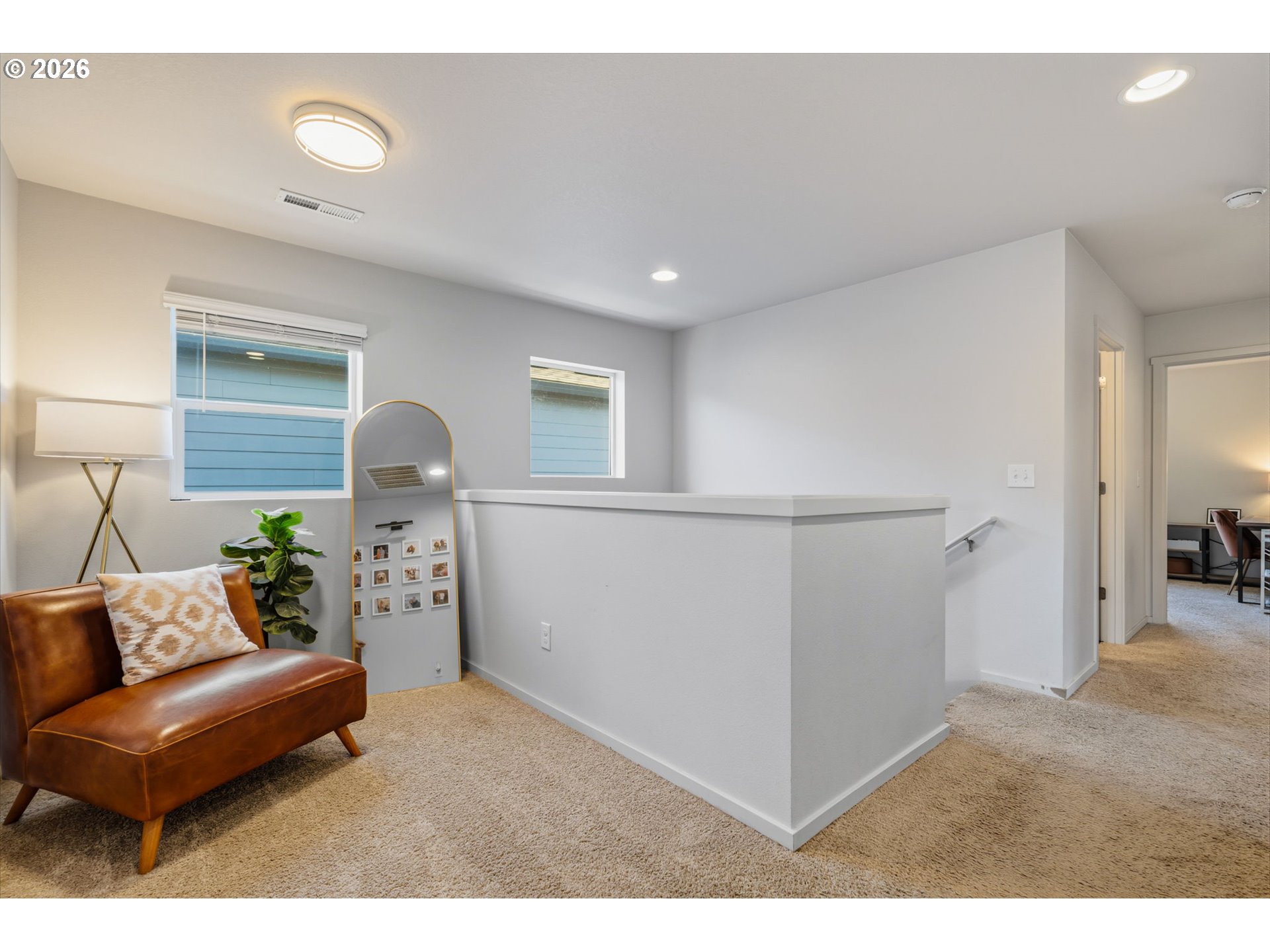 2100 S MEADOWLARK LOOP