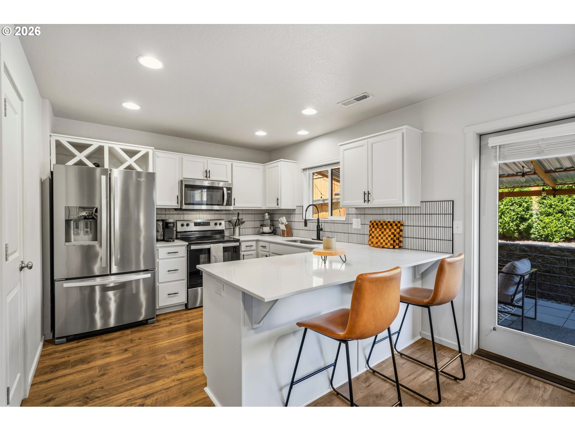 2100 S MEADOWLARK LOOP