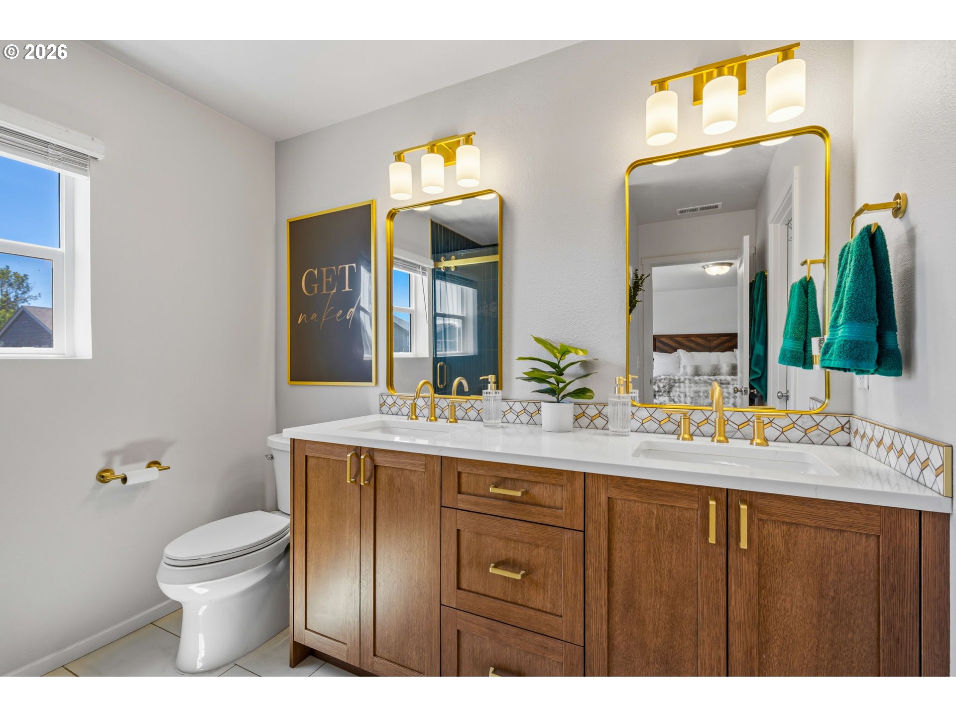 2100 S MEADOWLARK LOOP