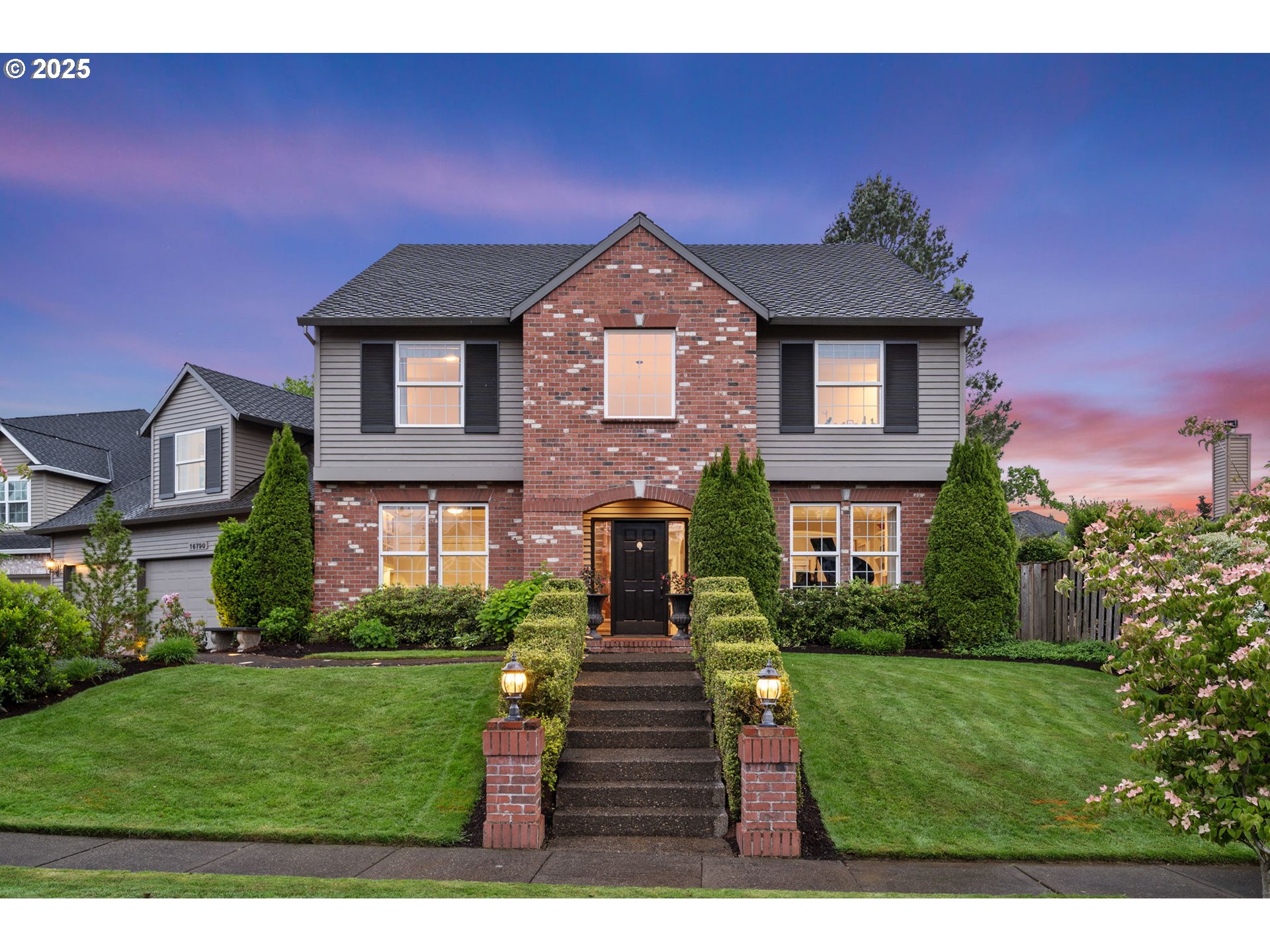 16790 NW SANDELIE CT