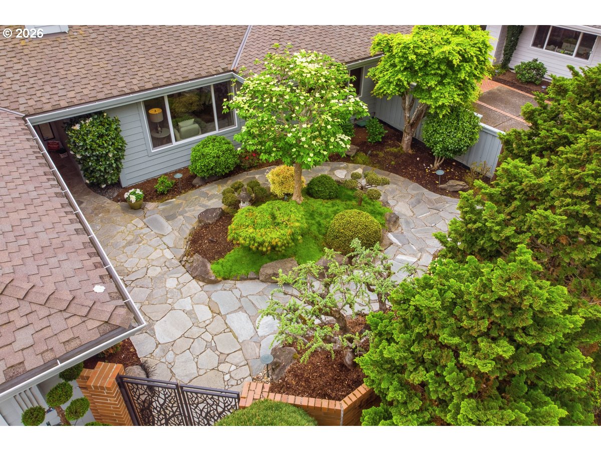 7287 SW ARBOR LAKE DR