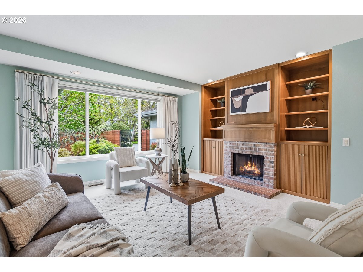 7287 SW ARBOR LAKE DR