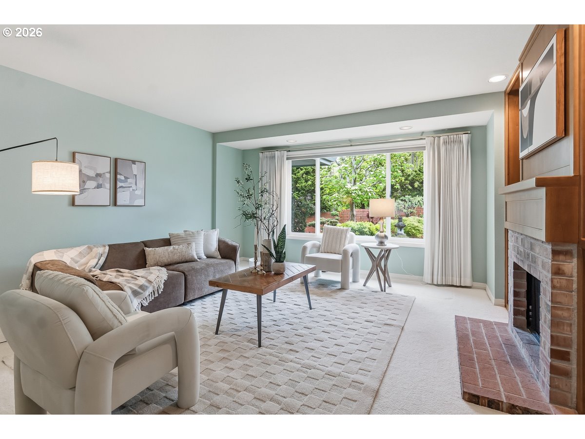 7287 SW ARBOR LAKE DR