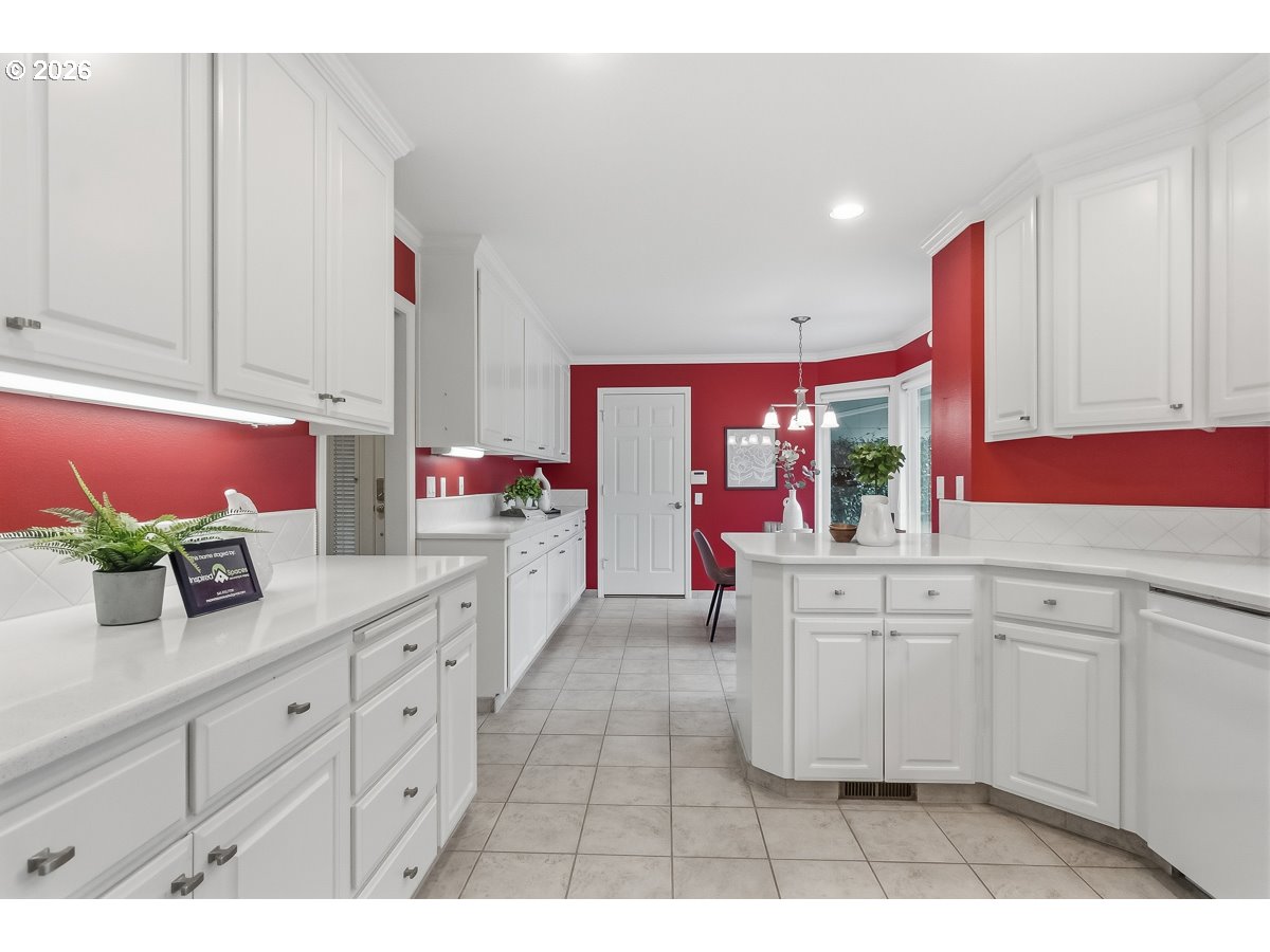 7287 SW ARBOR LAKE DR