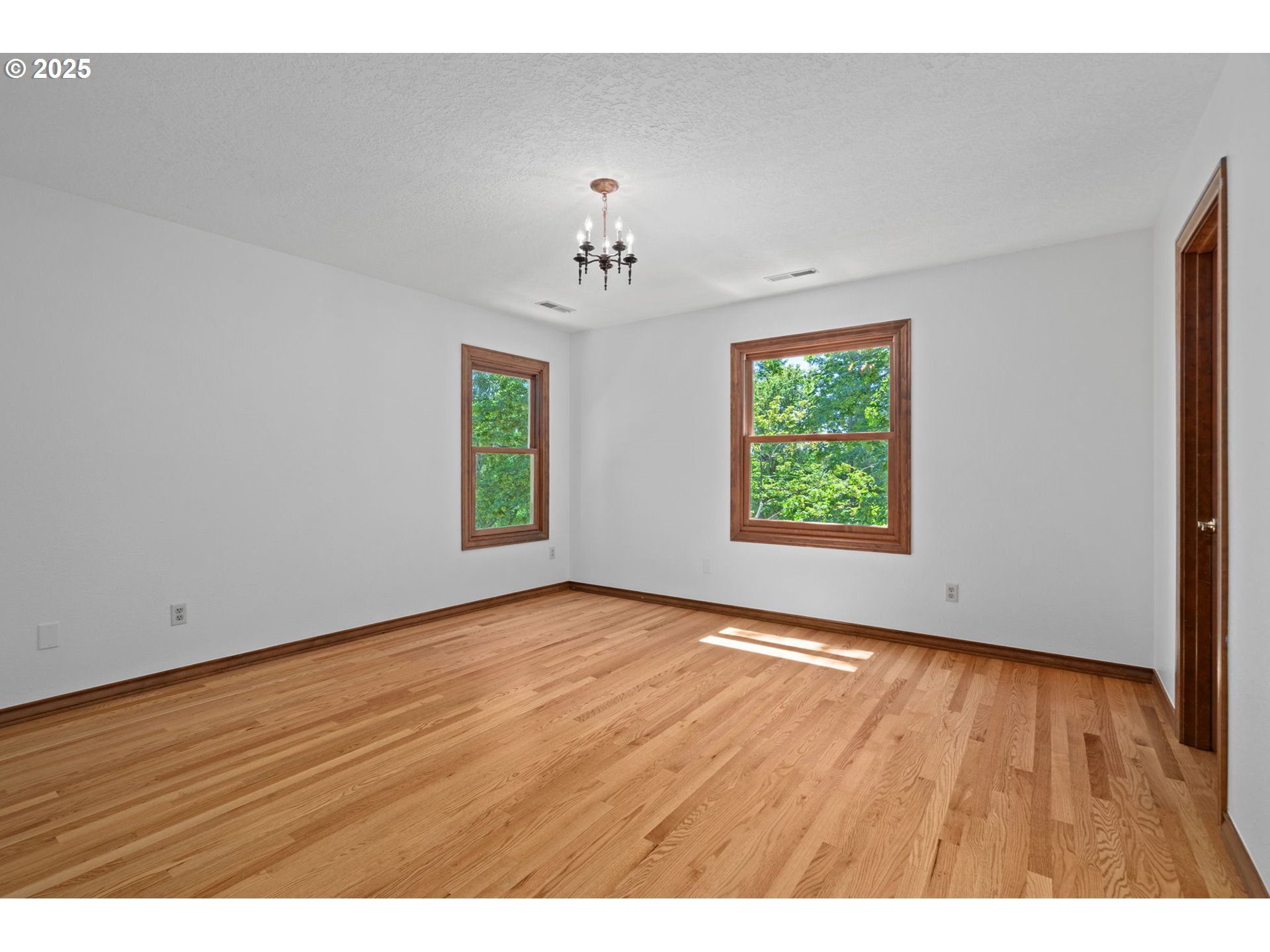 10670 NW LA CASSEL CREST LN