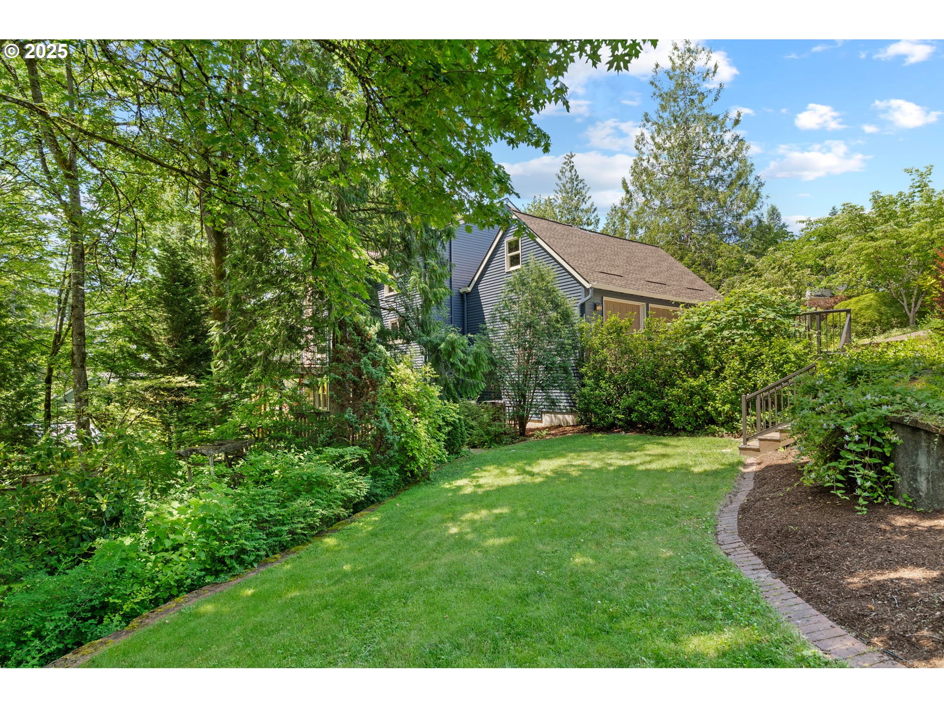 10670 NW LA CASSEL CREST LN