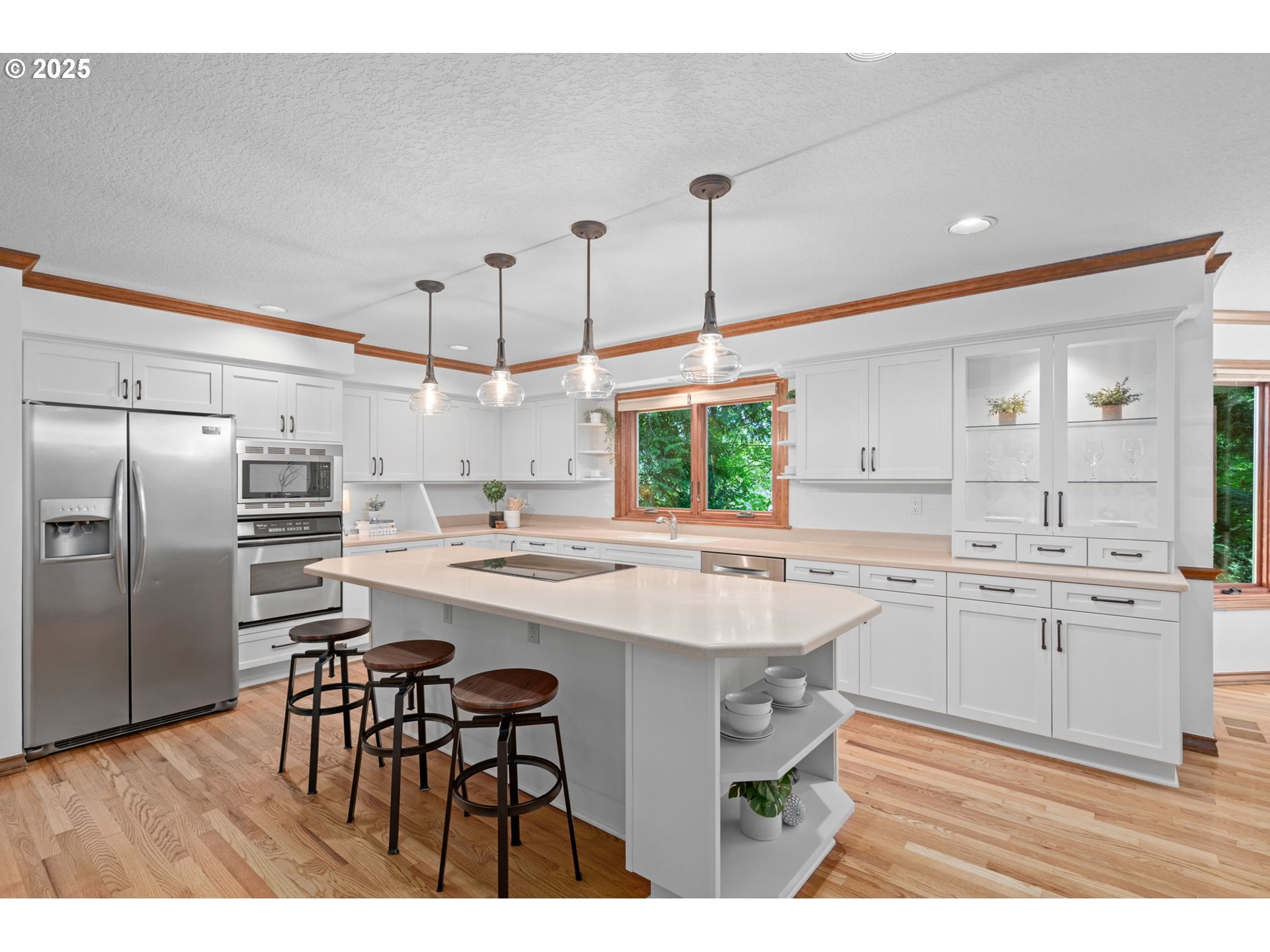 10670 NW LA CASSEL CREST LN