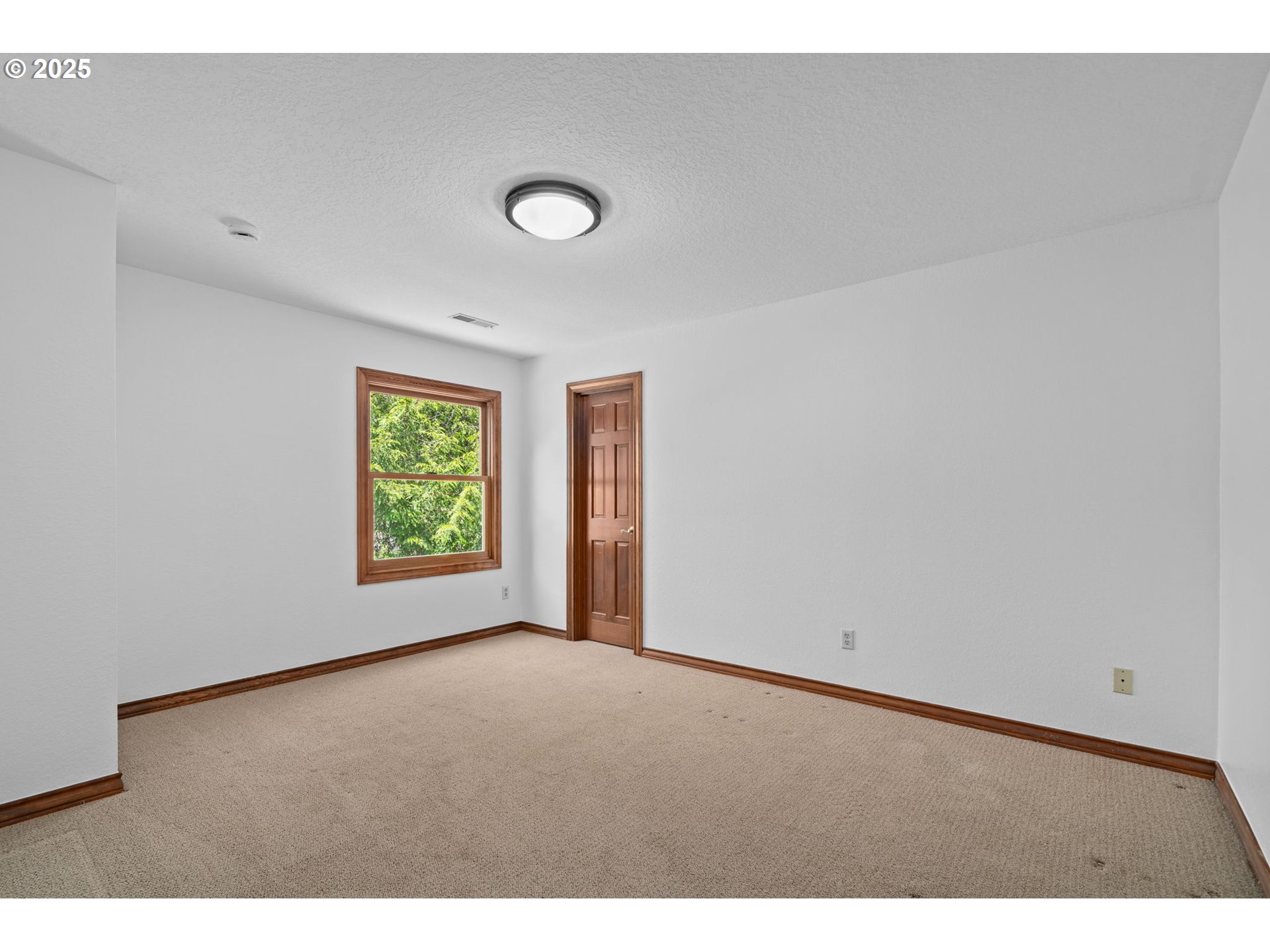 10670 NW LA CASSEL CREST LN