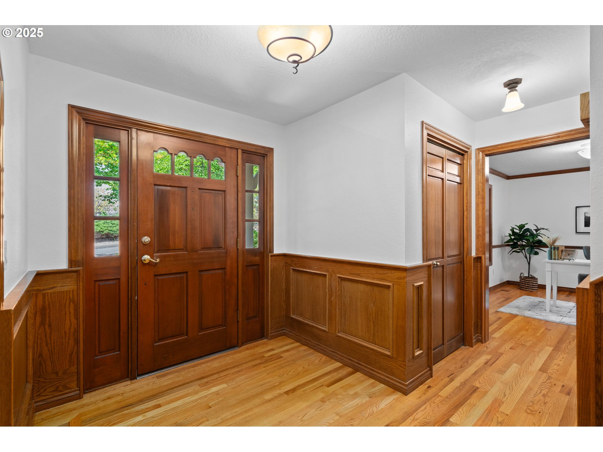 10670 NW LA CASSEL CREST LN