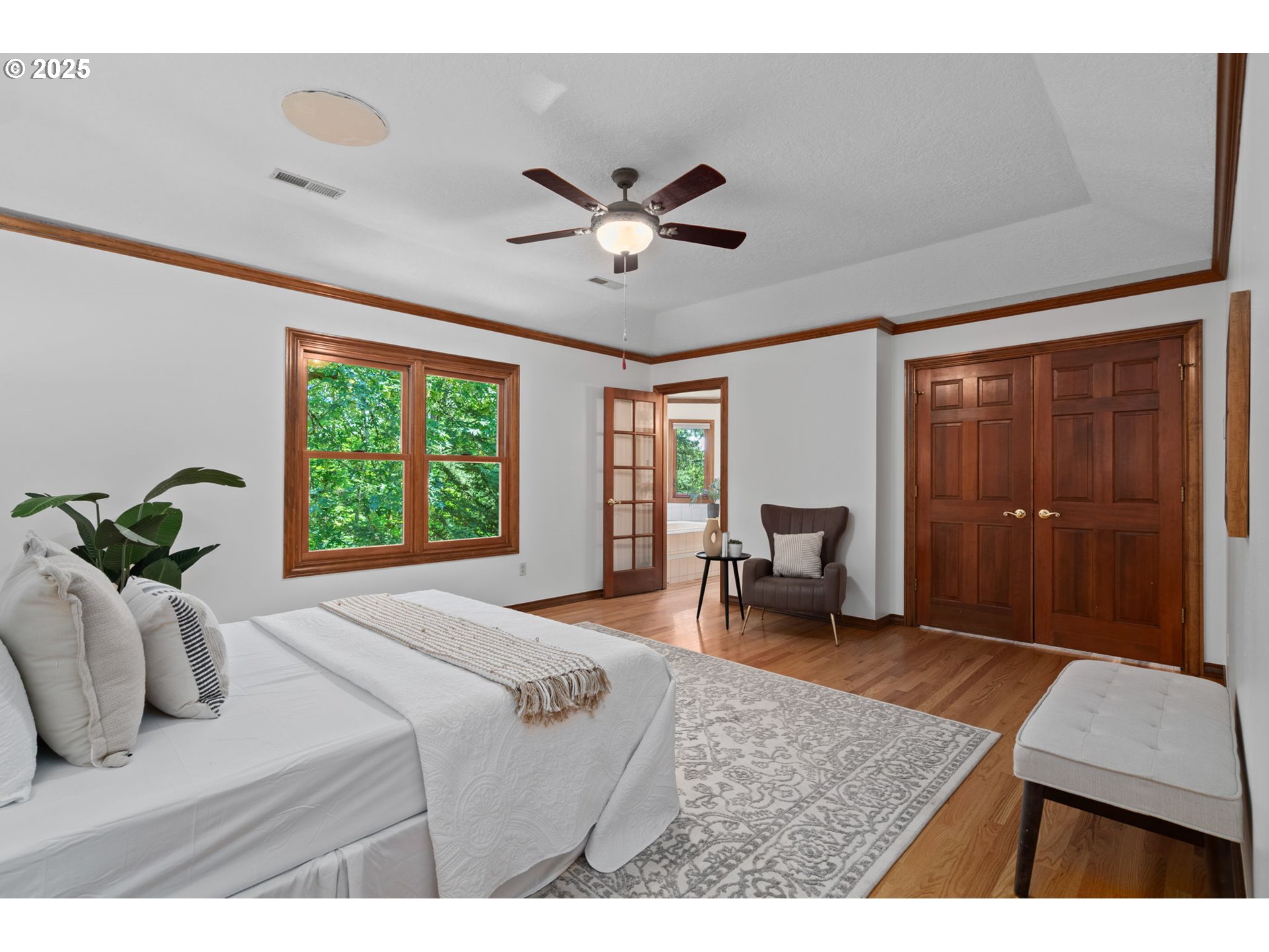 10670 NW LA CASSEL CREST LN