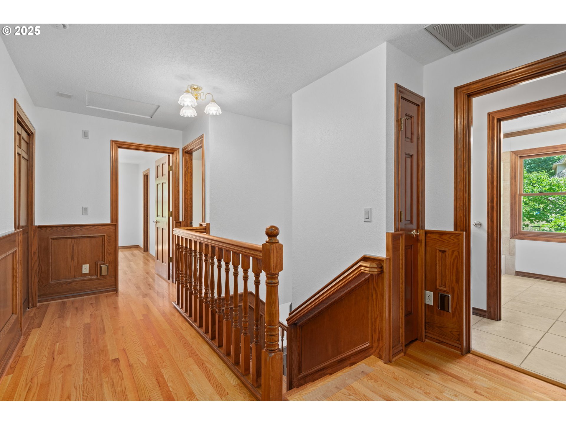 10670 NW LA CASSEL CREST LN