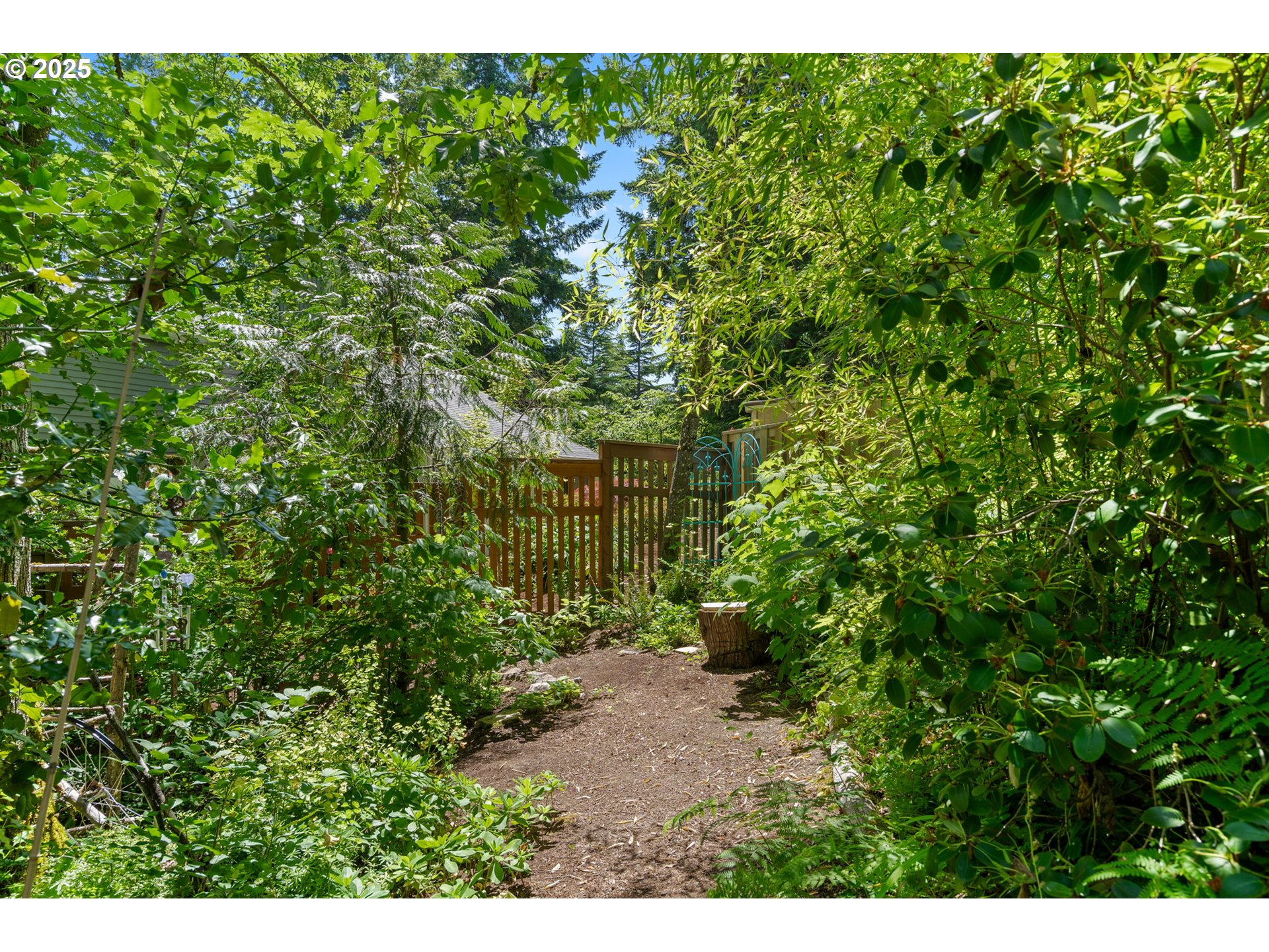 10670 NW LA CASSEL CREST LN