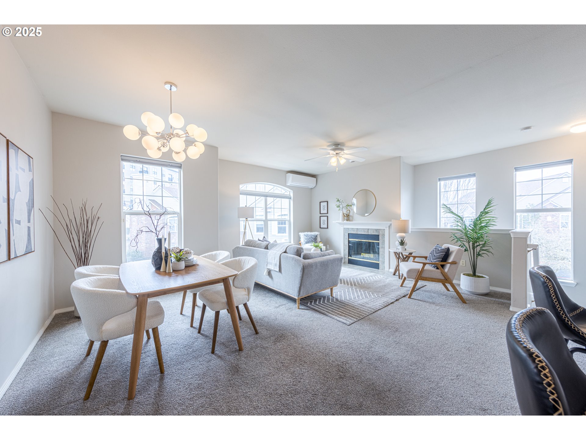 1130 NE HORIZON LOOP 1605