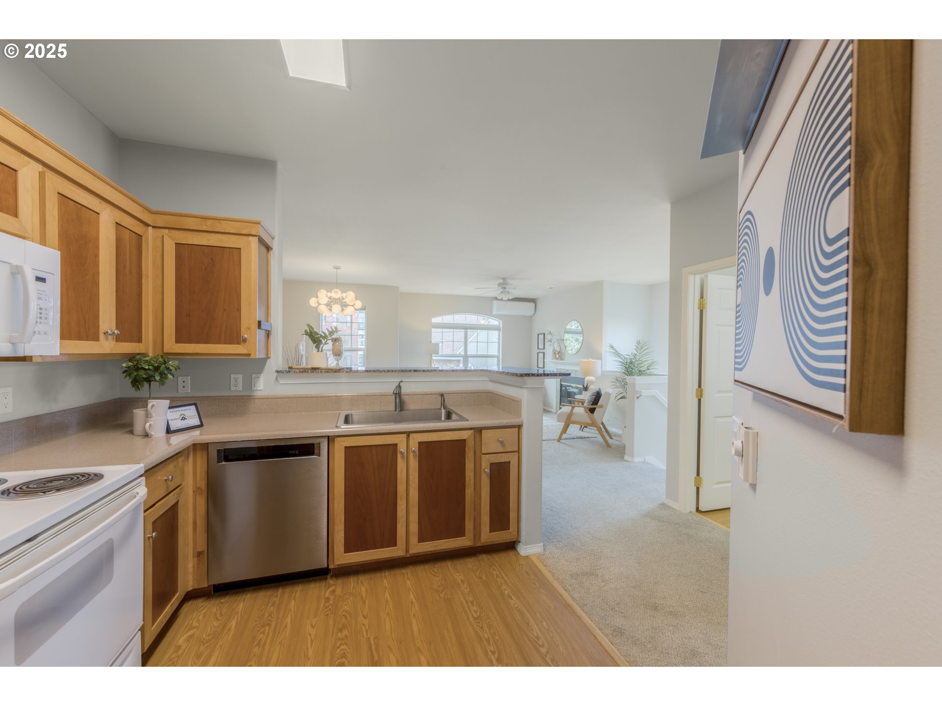 1130 NE HORIZON LOOP 1605