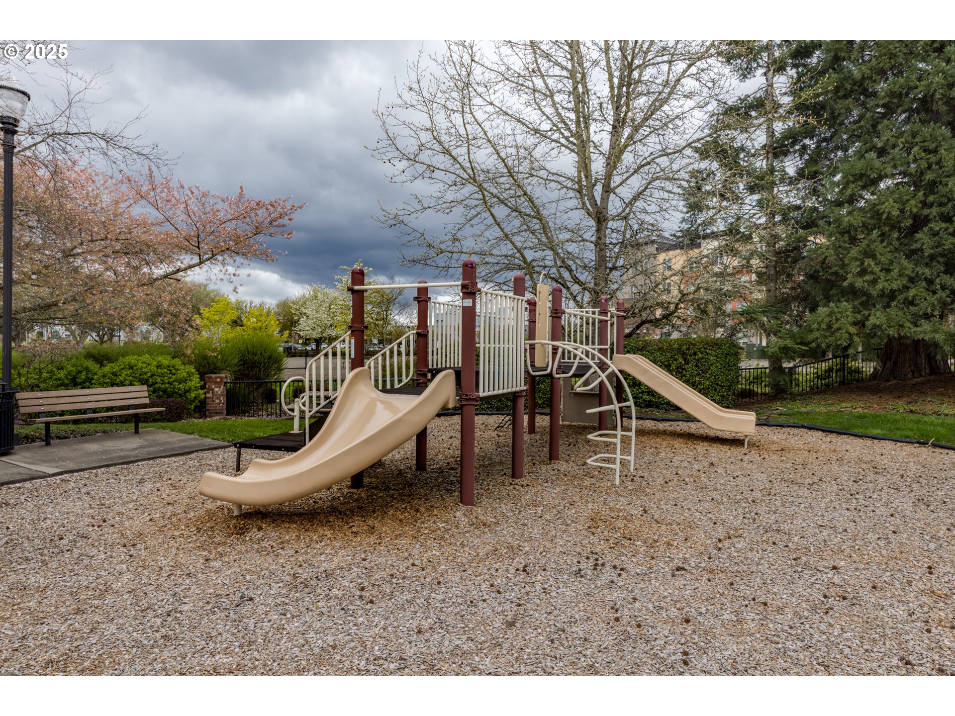 1130 NE HORIZON LOOP 1605