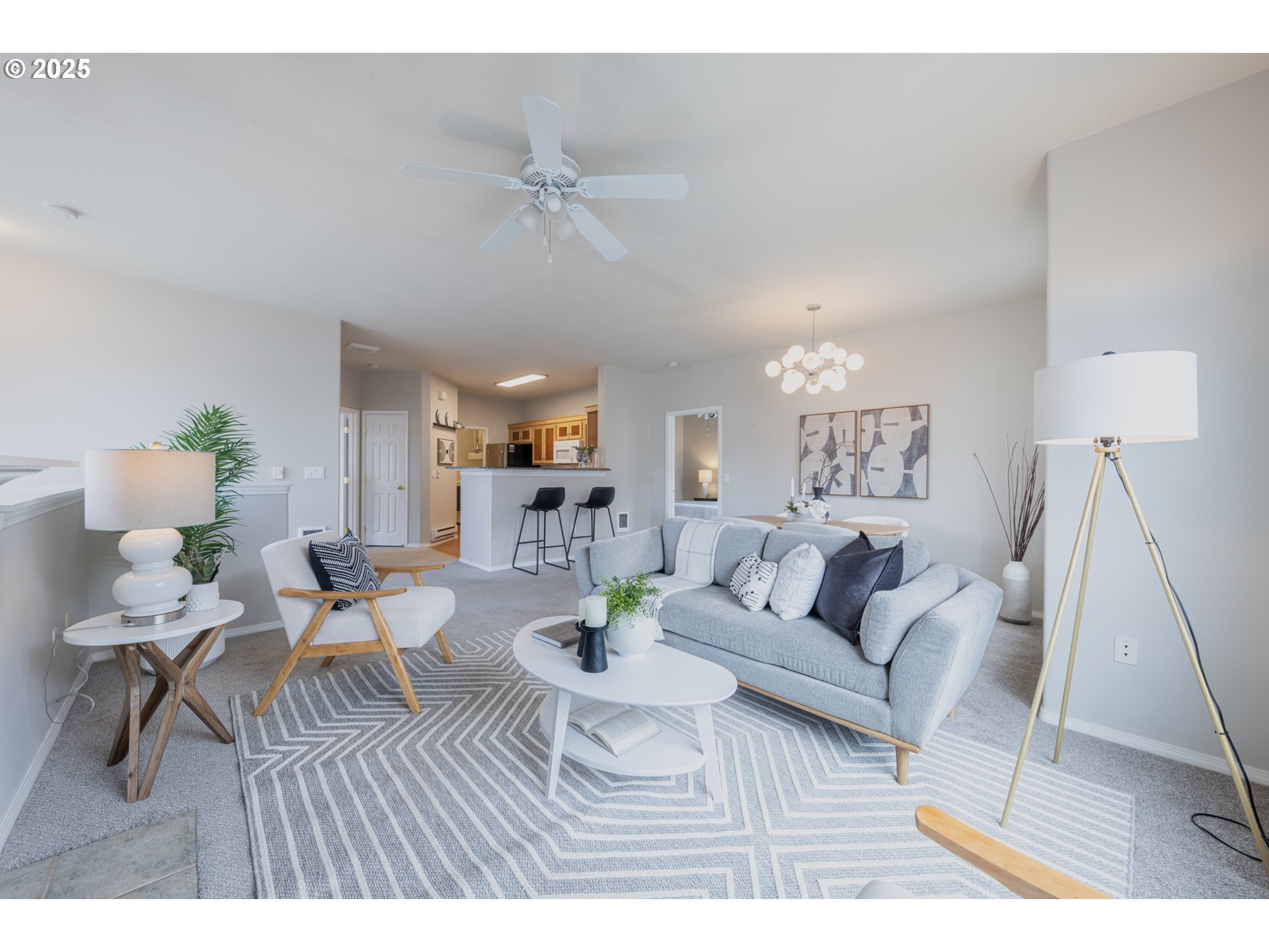 1130 NE HORIZON LOOP 1605