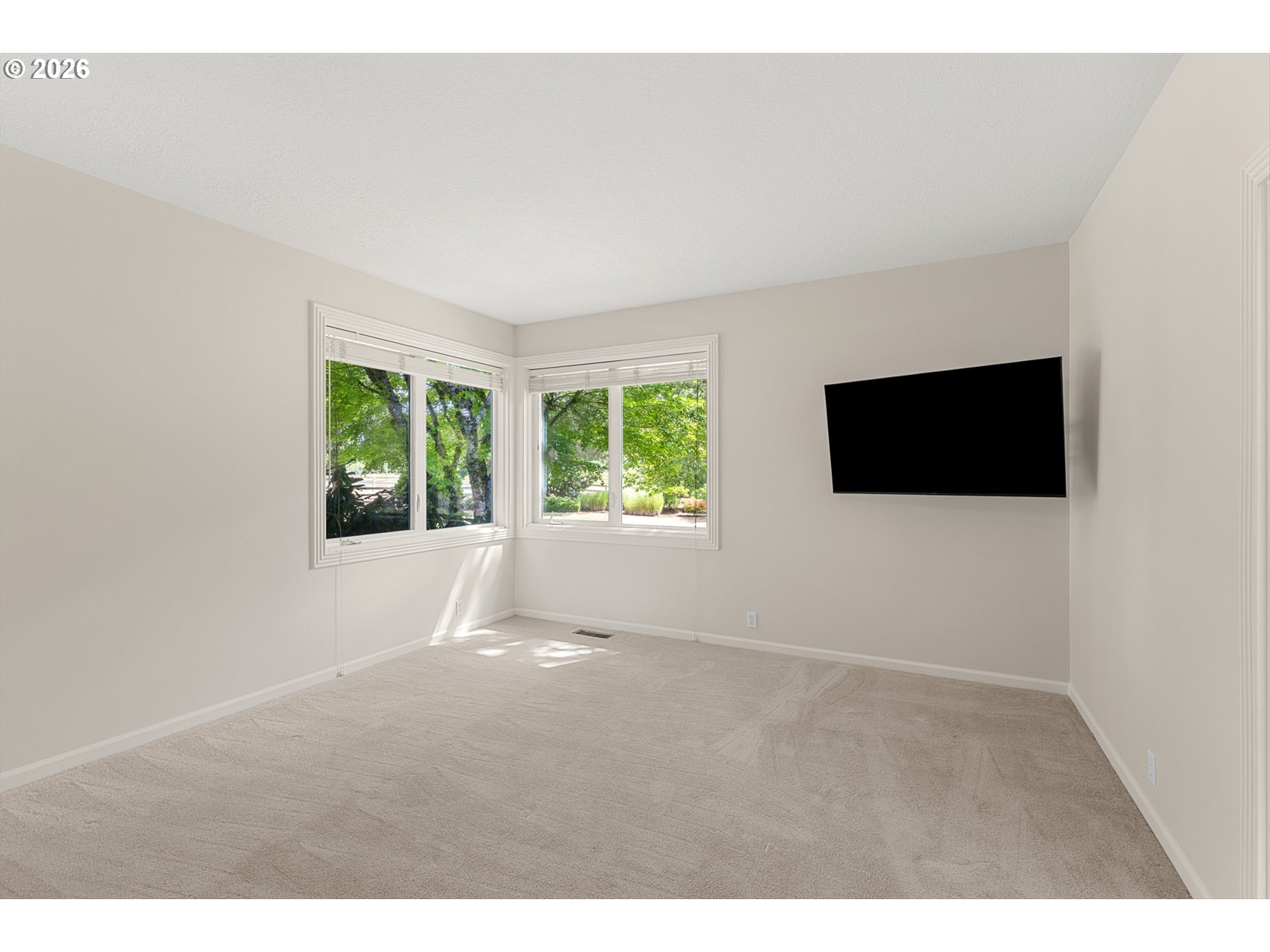 23737 SW STAFFORD HILL RANCH DR