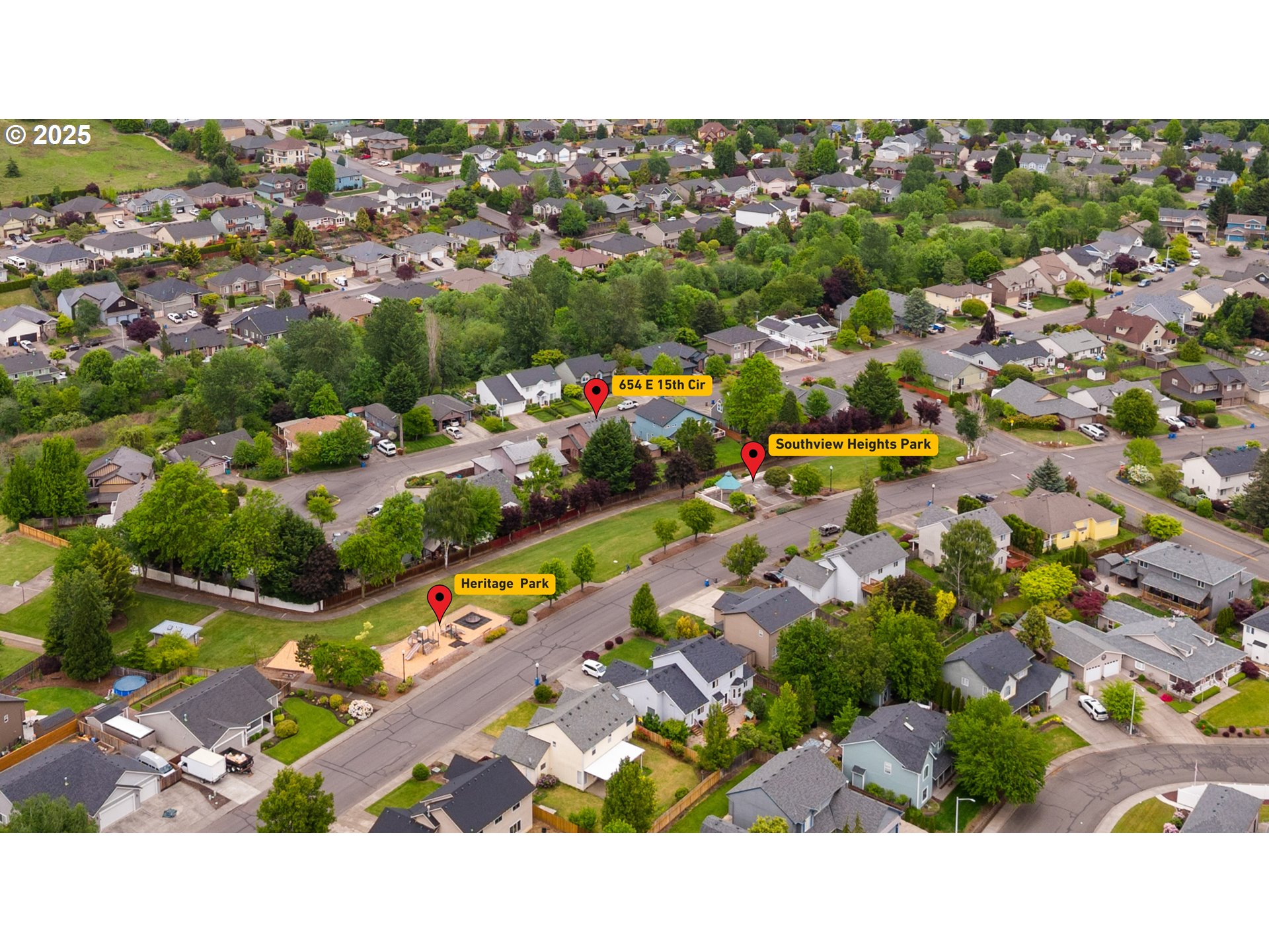 654 E 15TH CIR