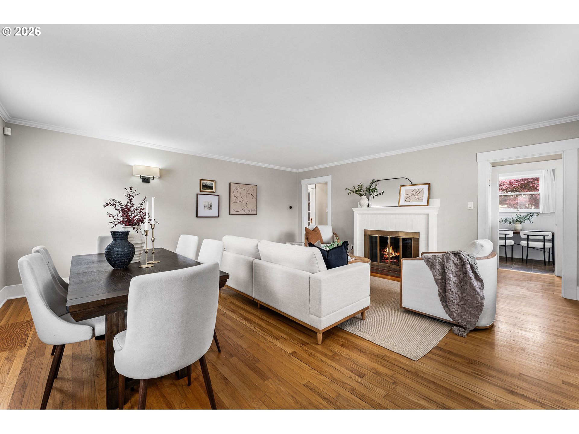 614 W 29TH ST
