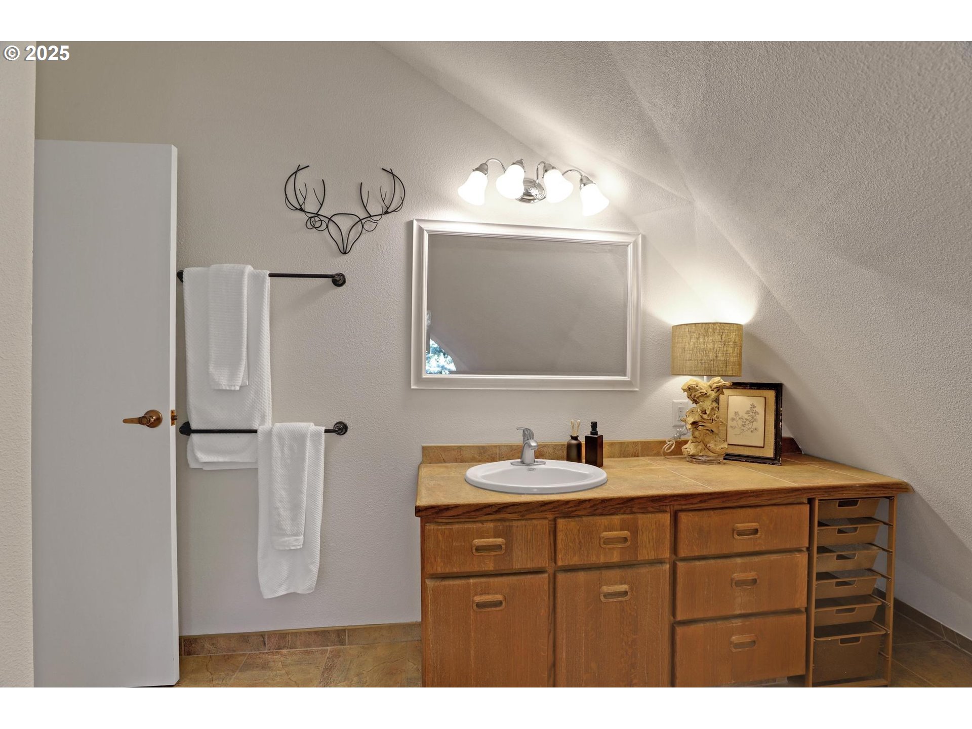 18390 S UPPER HIGHLAND RD