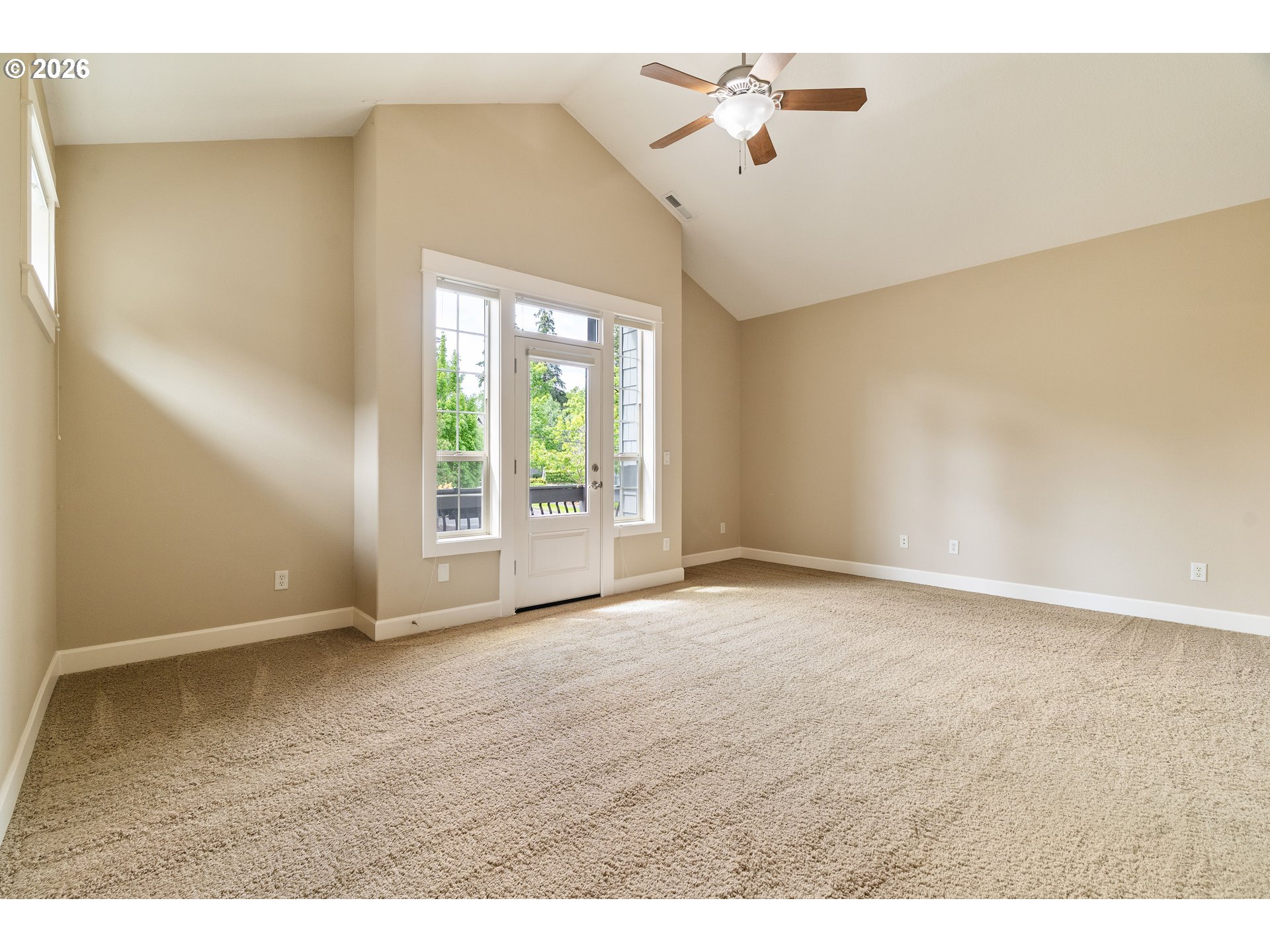 8175 SW LAURELWOOD CT