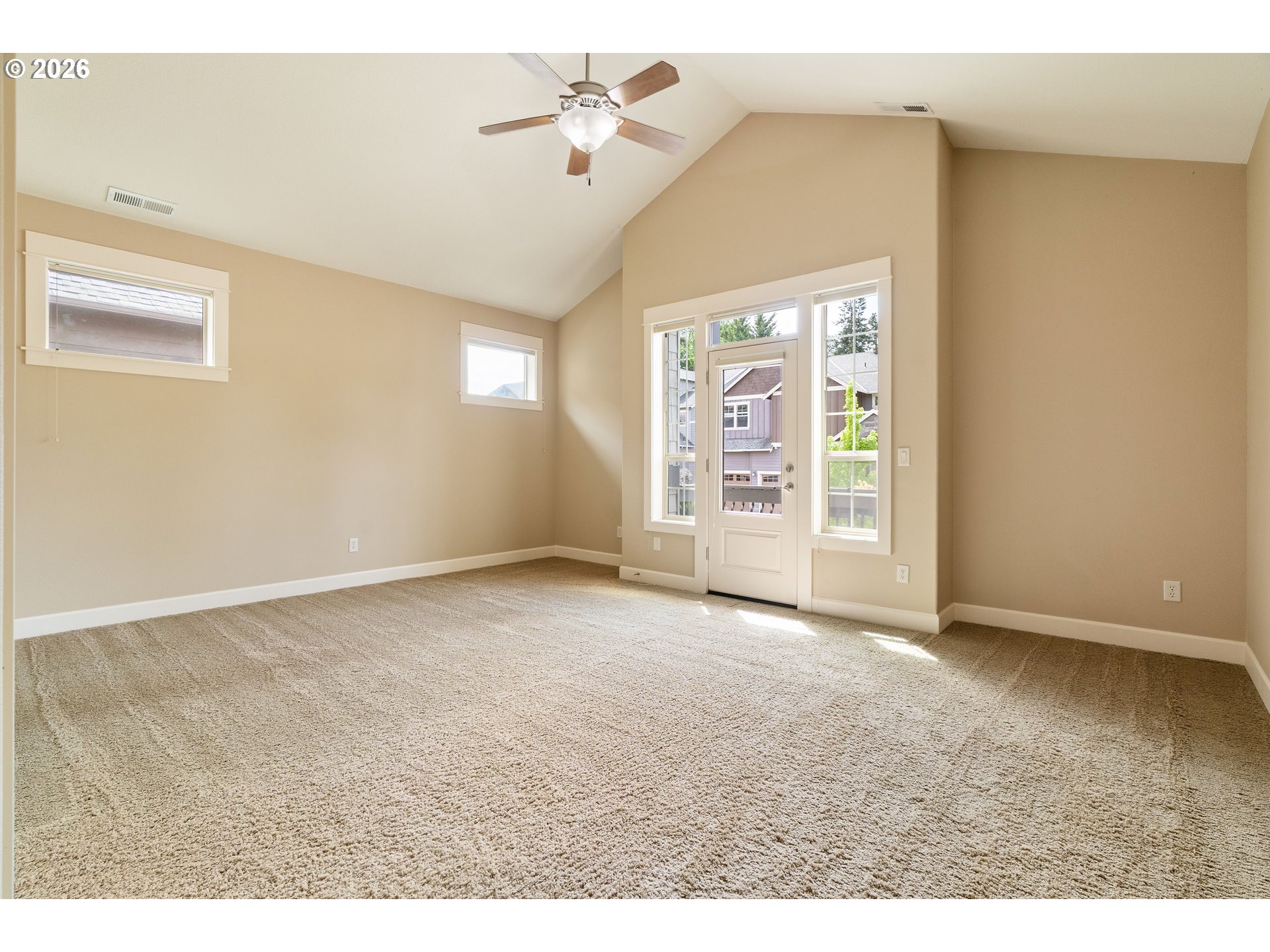 8175 SW LAURELWOOD CT