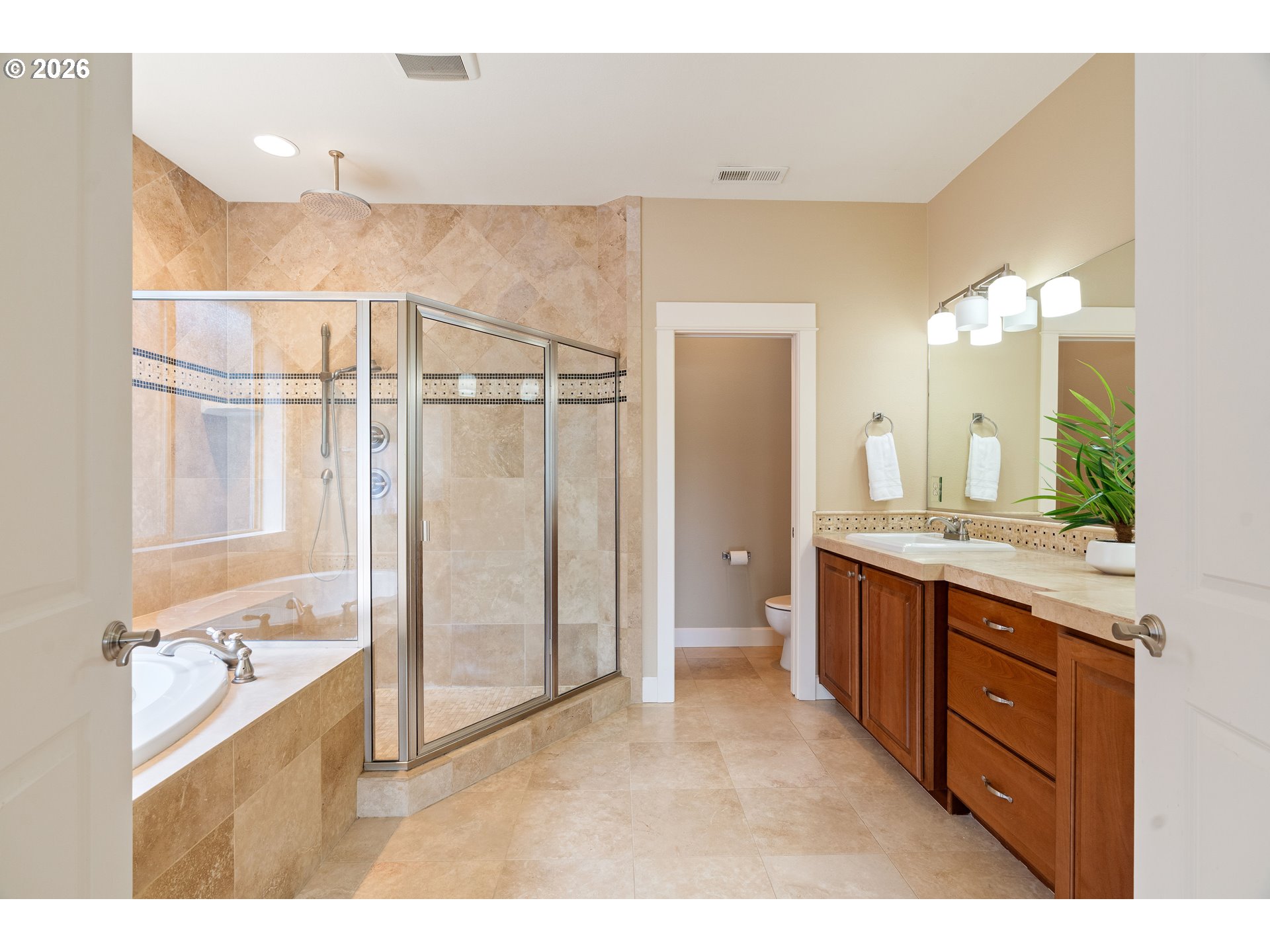 8175 SW LAURELWOOD CT