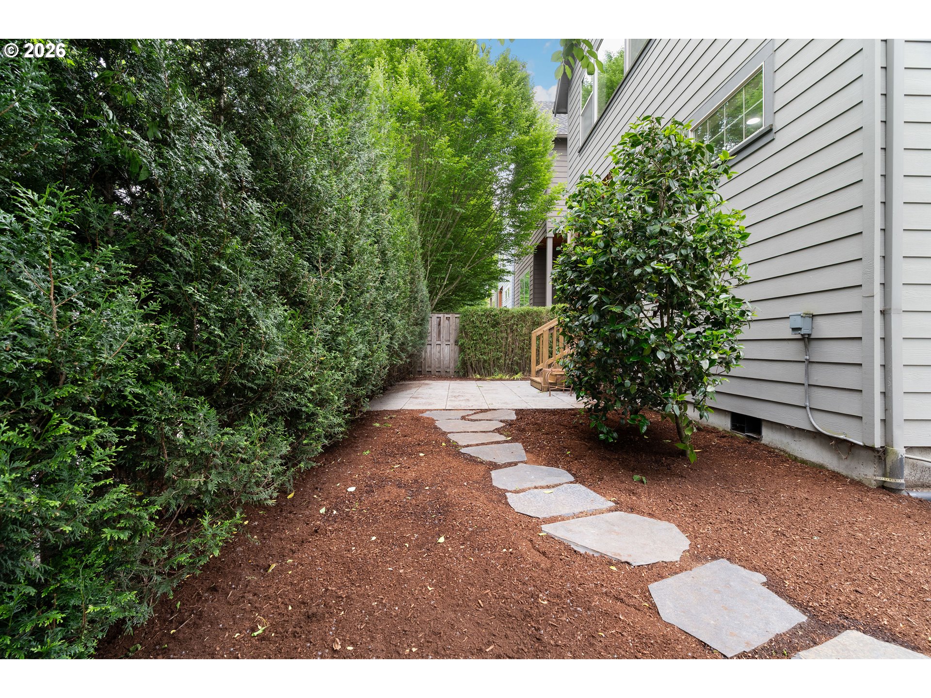 8175 SW LAURELWOOD CT
