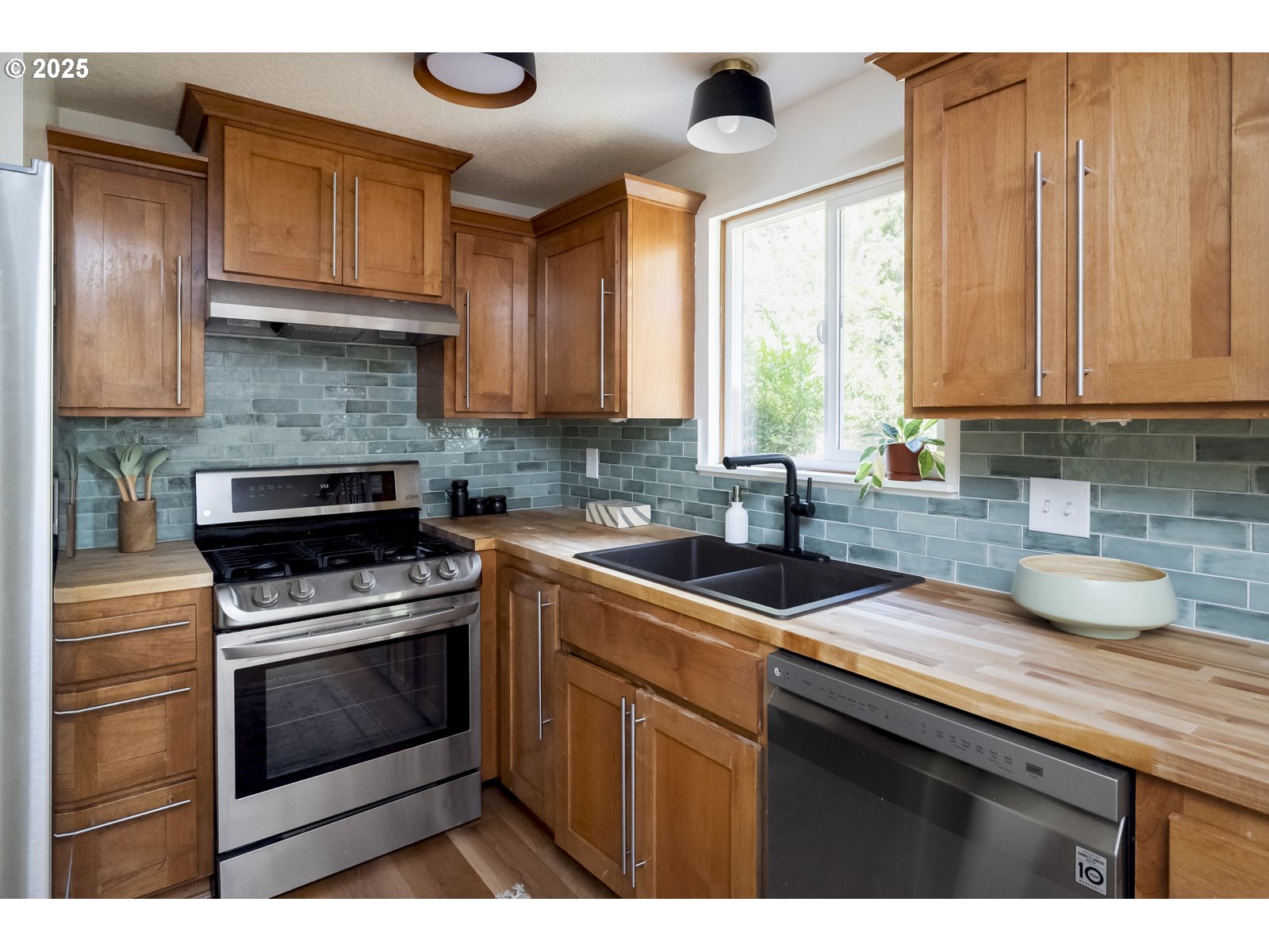 4515 SE MALDEN DR