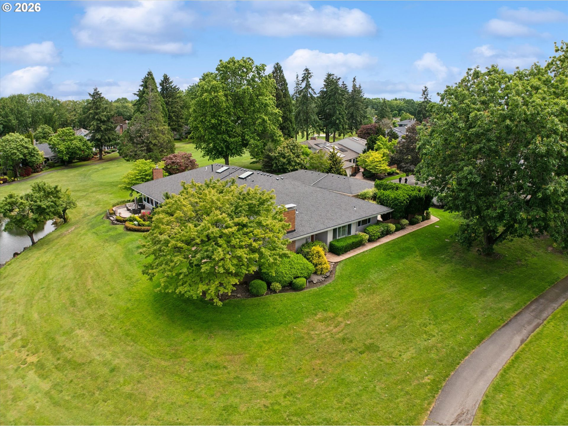 7177 SW LAKE BLUFF CT