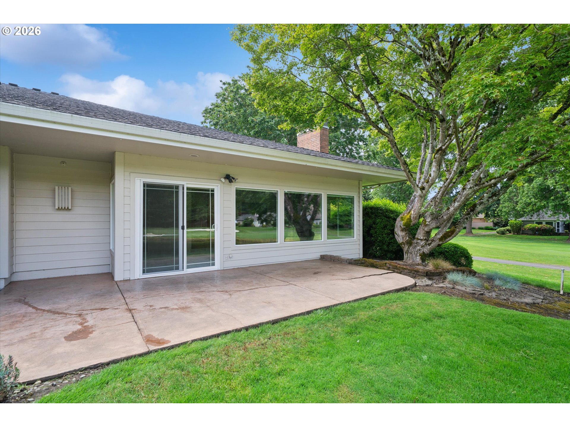 7177 SW LAKE BLUFF CT