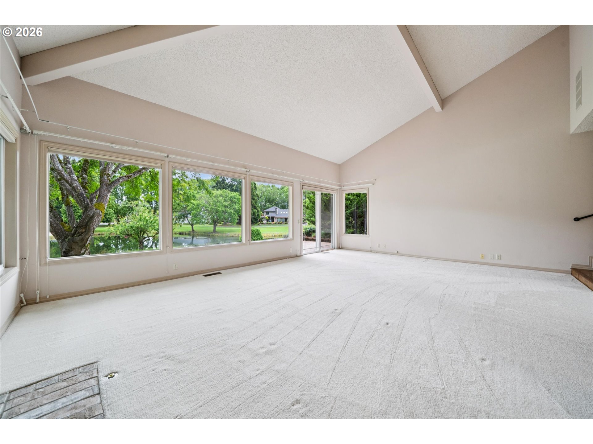 7177 SW LAKE BLUFF CT