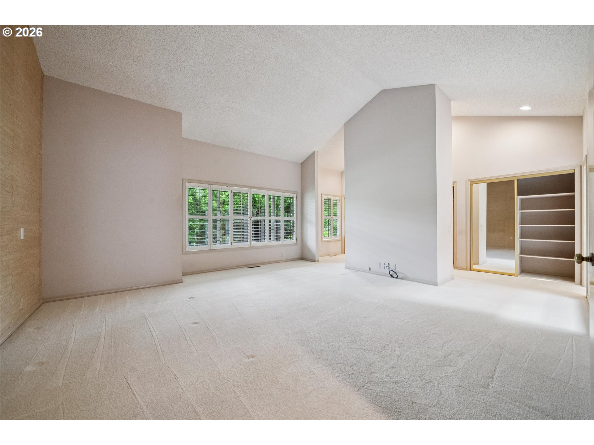 7177 SW LAKE BLUFF CT
