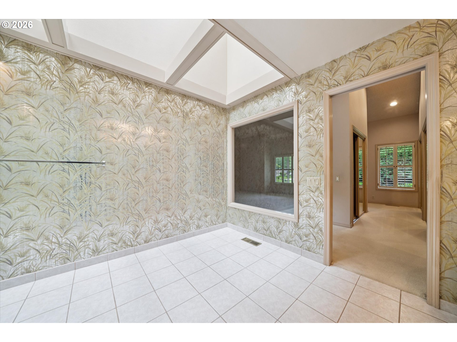 7177 SW LAKE BLUFF CT