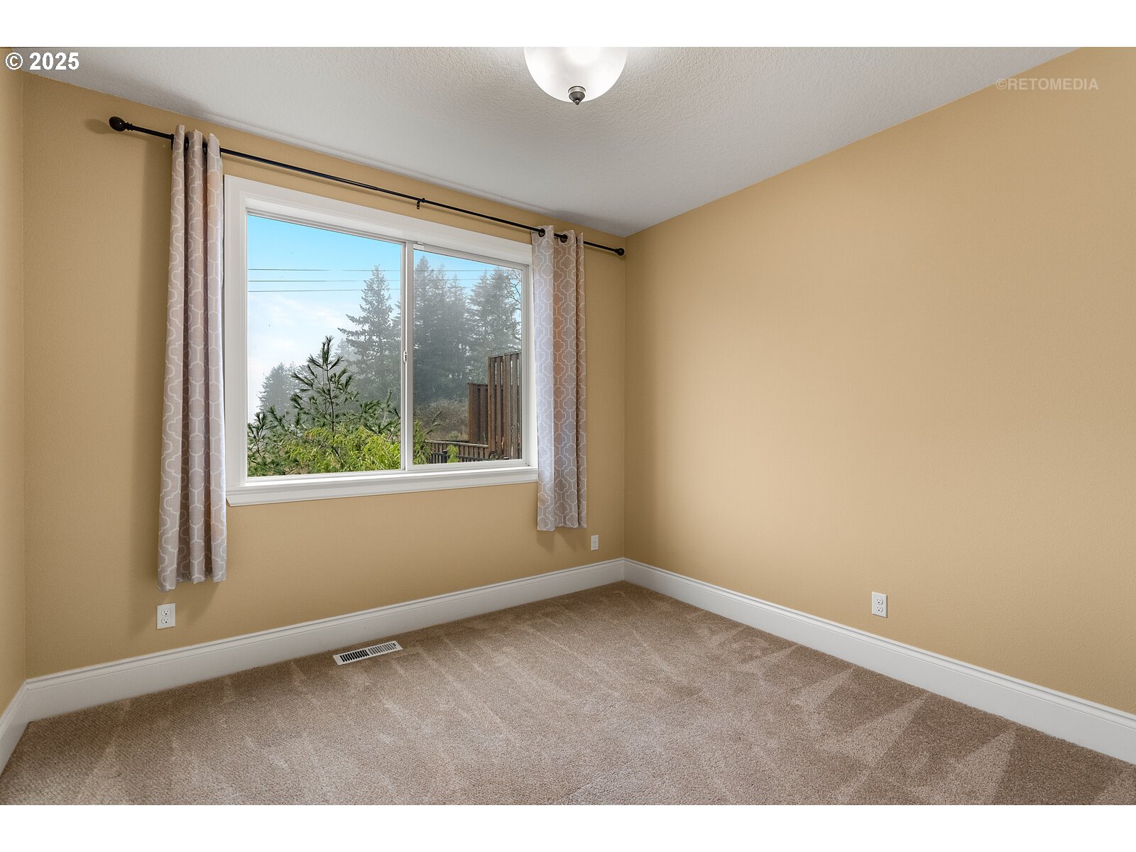 13421 NW LOMBARDY DR