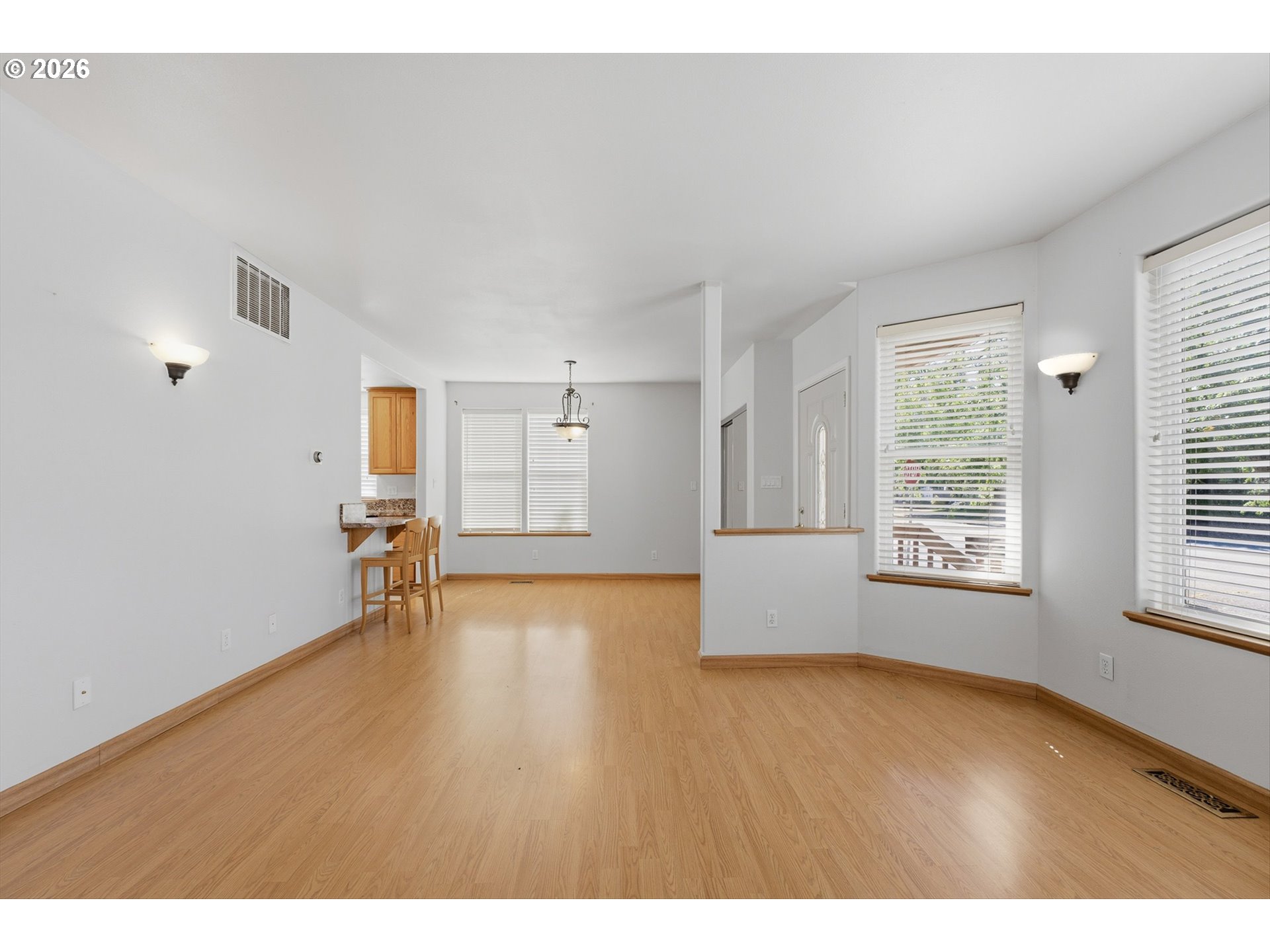 1002 JQ ADAMS ST