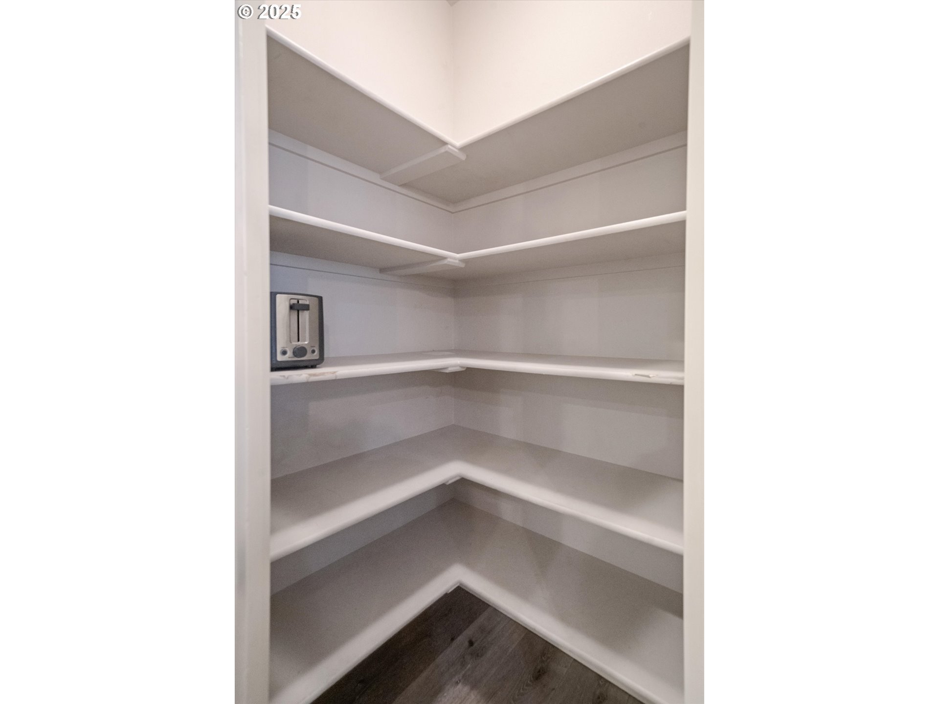 3850 SUMMERLINN DR