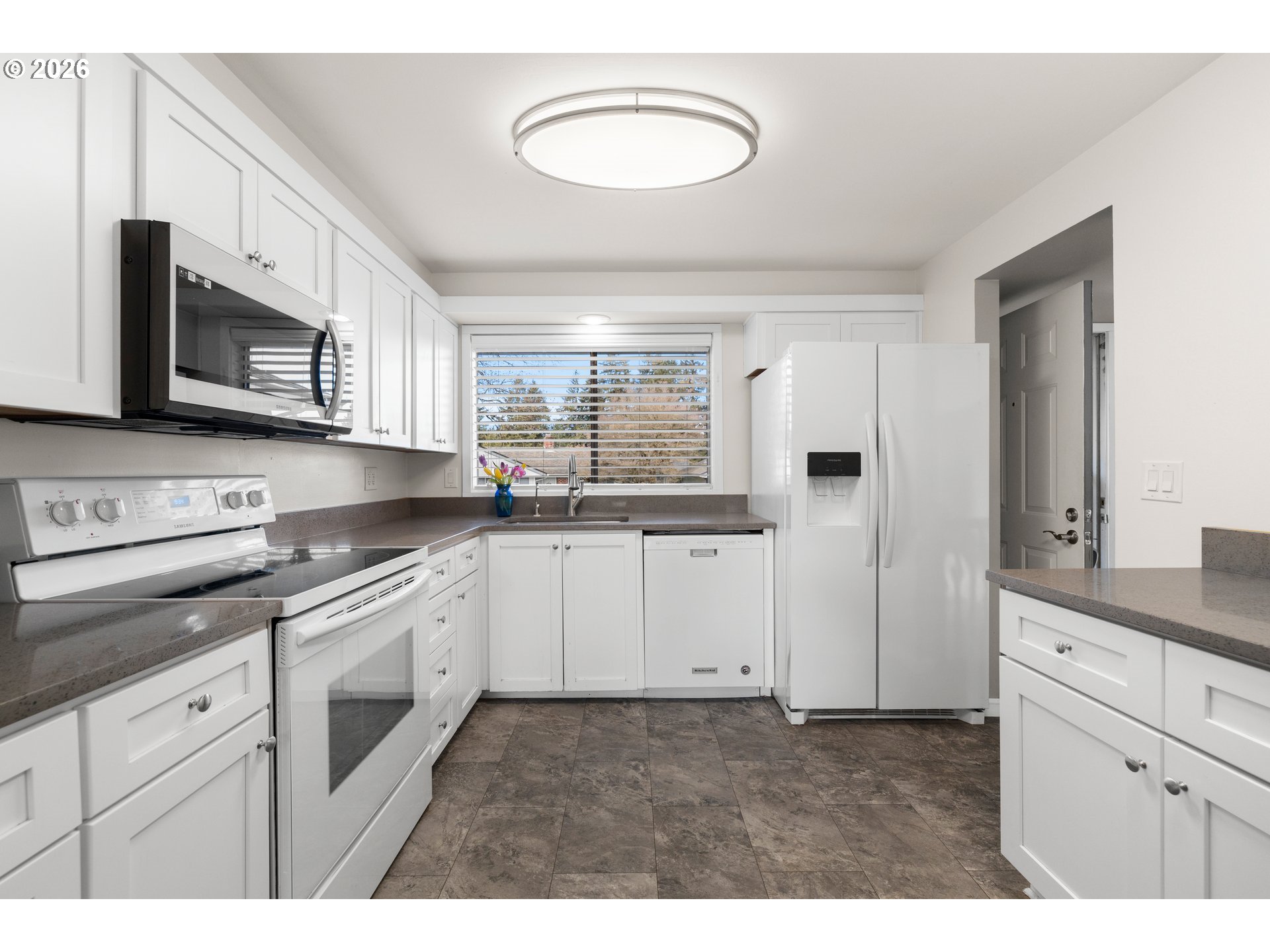 6368 SE PINE CREEK WAY