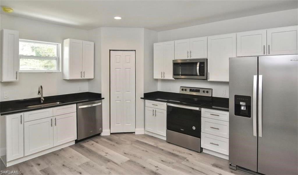 309 Balboa AVE