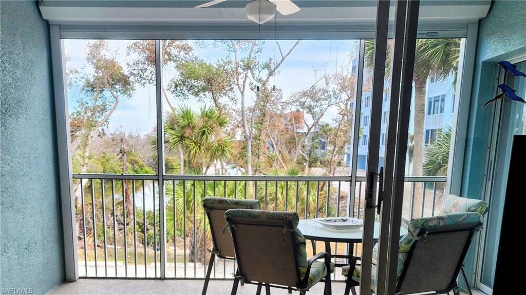 22748 Island Pines WAY # 102