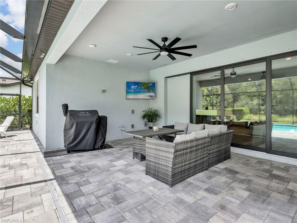 9487 Greyhawk TRL