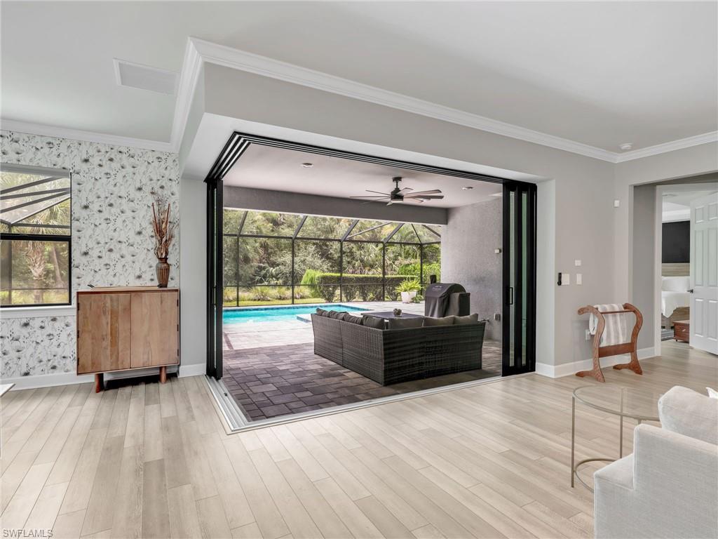 9487 Greyhawk TRL
